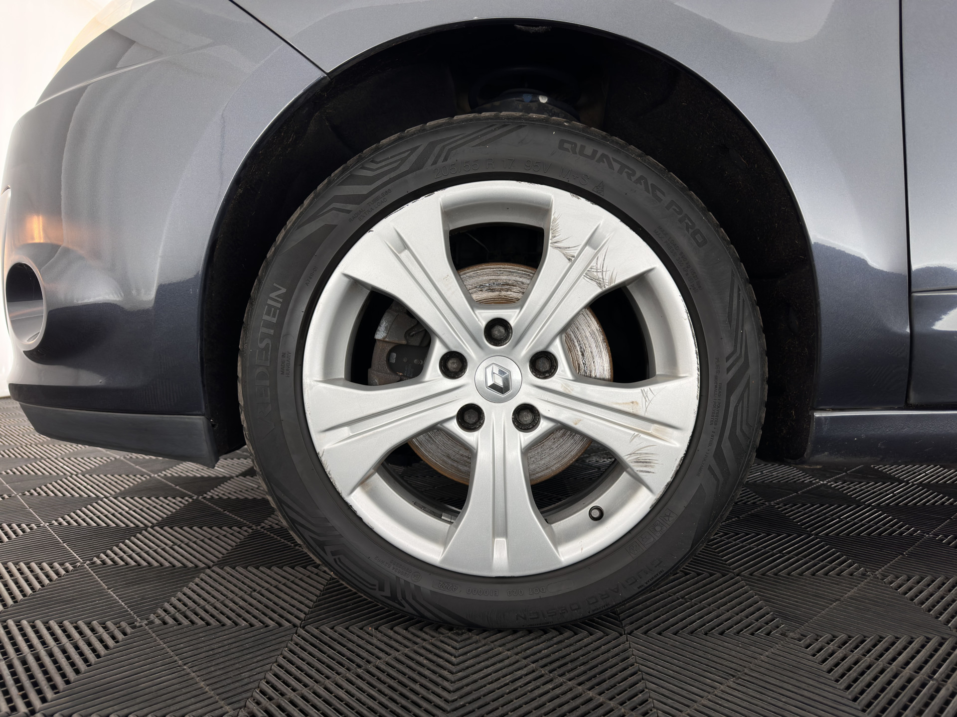 Renault Scénic 2.0 Aut. *PANO | LEATHER-FABRIC | NAVI-FULLMAP | KEYLESS | ECC | DIGIT-COCKPIT | PDC | CRUISE | TOWBAR |  17''ALU*