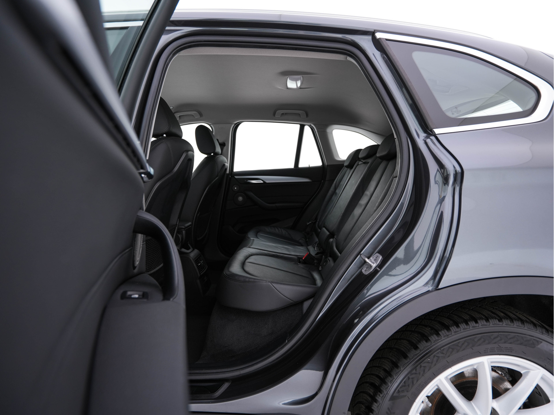 BMW X1 xDrive25e eDrive Edition ( Plug-In ) (INCL-BTW) *LEATHER | FULL-LED | HARMAN/KARDON | CAMERA | HEATED-COMFORTSEATS | NAVI-FULLMAP | ECC | KEYLESS |  PDC | CRUISE | DAB | TOWBAR | HEAD-UP | 17''ALU*