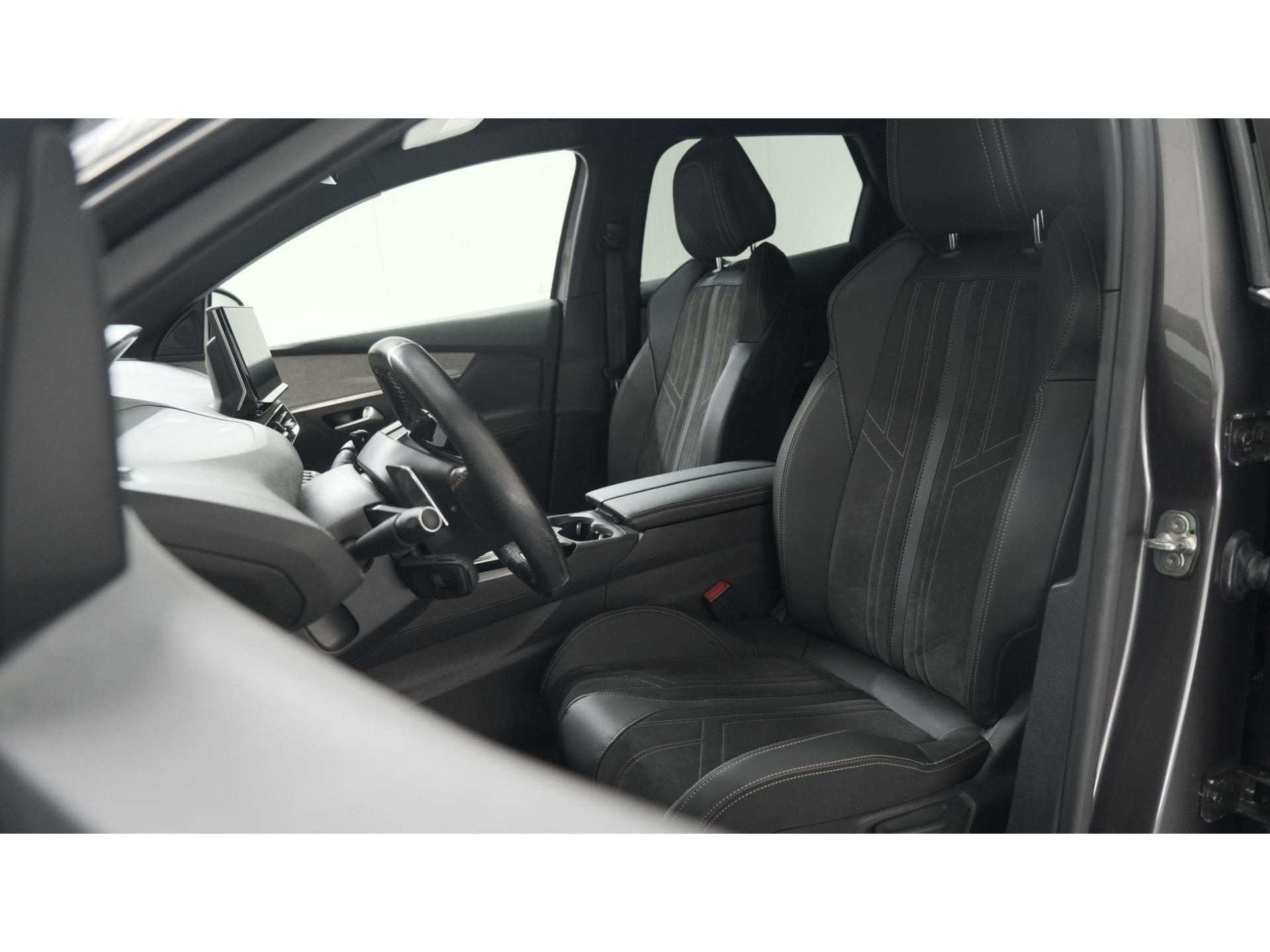 Peugeot 3008 1.6 PureTech 180 EAT8 GT | Trekhaak | Camera | Dodehoekdetectie | Navigatie