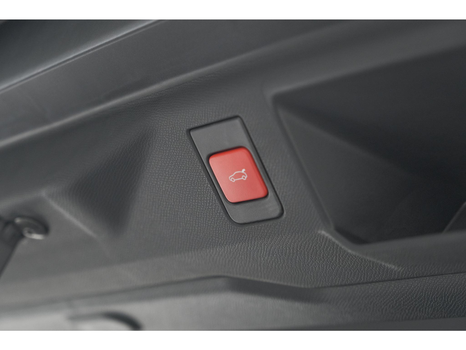 Peugeot 5008 HYbrid 145 e-DCS6 GT | Panoramadak | Camera | Elektrische Achterklep | Adaptieve Cruise Control