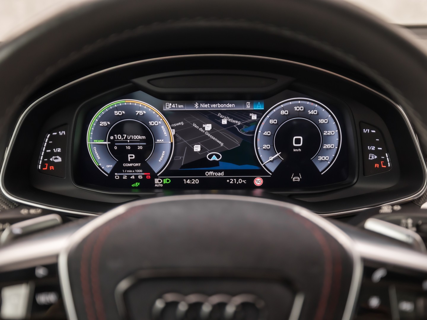 Audi A6 55 TFSI e Quattro S-Line Competition 367Pk Automaat (PANORAMADAK, CARBON PACK, BANG&OLUFSEN, APPLE CARPLAY, CAMERA, MEMORY SEATS, GETINT GLAS, HEAD-UP DISPLAY, ADAPTIVE CRUISE, SFEERVERLICHTING, NIEUWSTAAT)