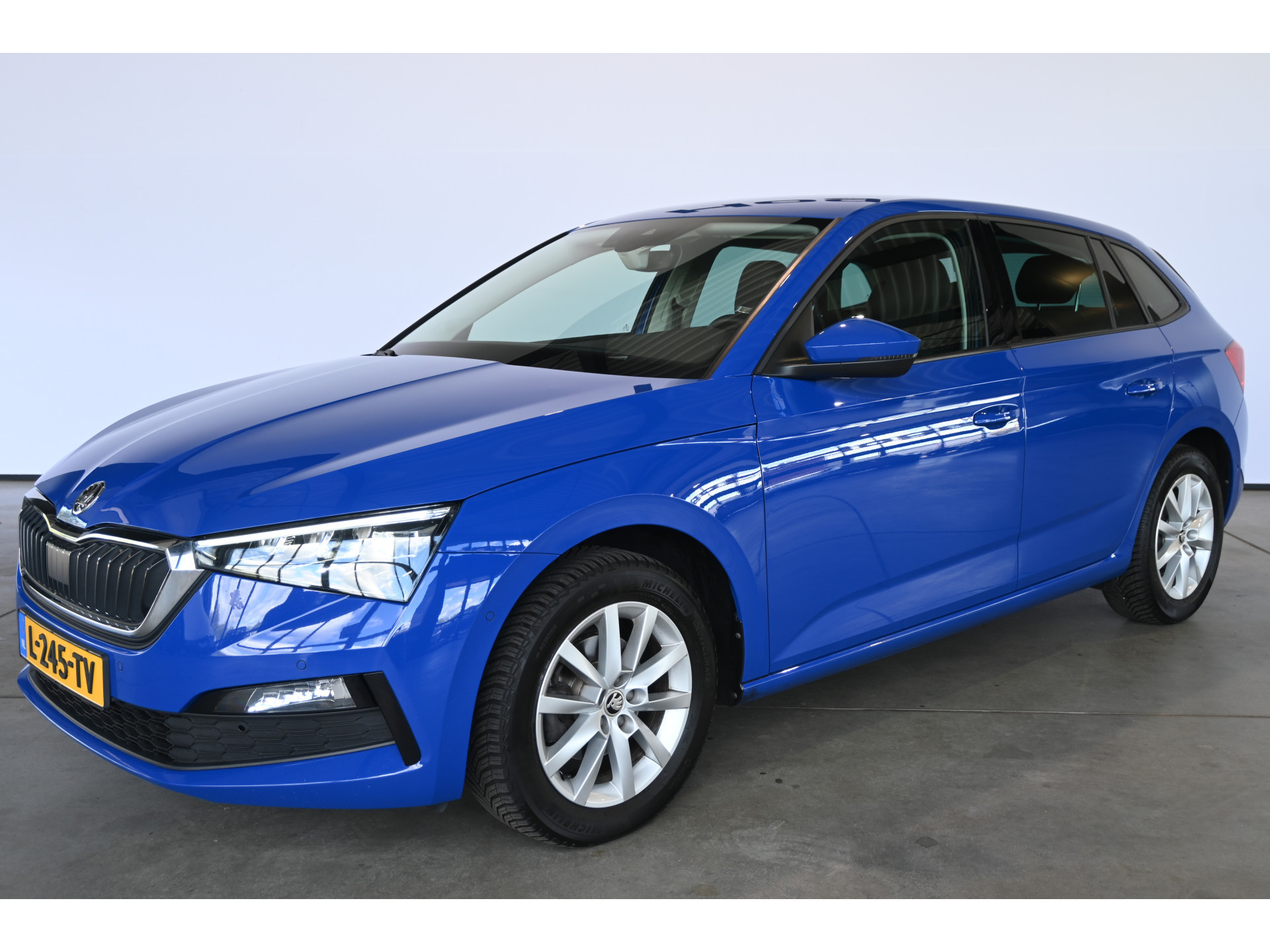 ŠKODA Scala 1.0 TSI Business Edition Nap! Adaptieve Cruise Clima Lane Assist Trekhaak Stoelverwarming CarPlay Goed Onderhouden! Inruil Mogelijk!