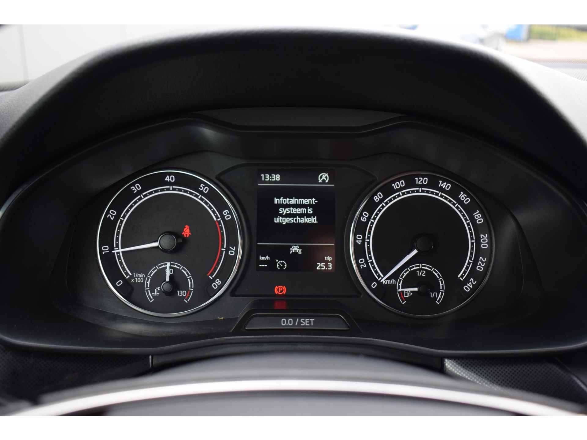 Skoda Kamiq 1.0 TSI Sport Business | Sportstoelen | Apple CarPlay | Climate | Cruise