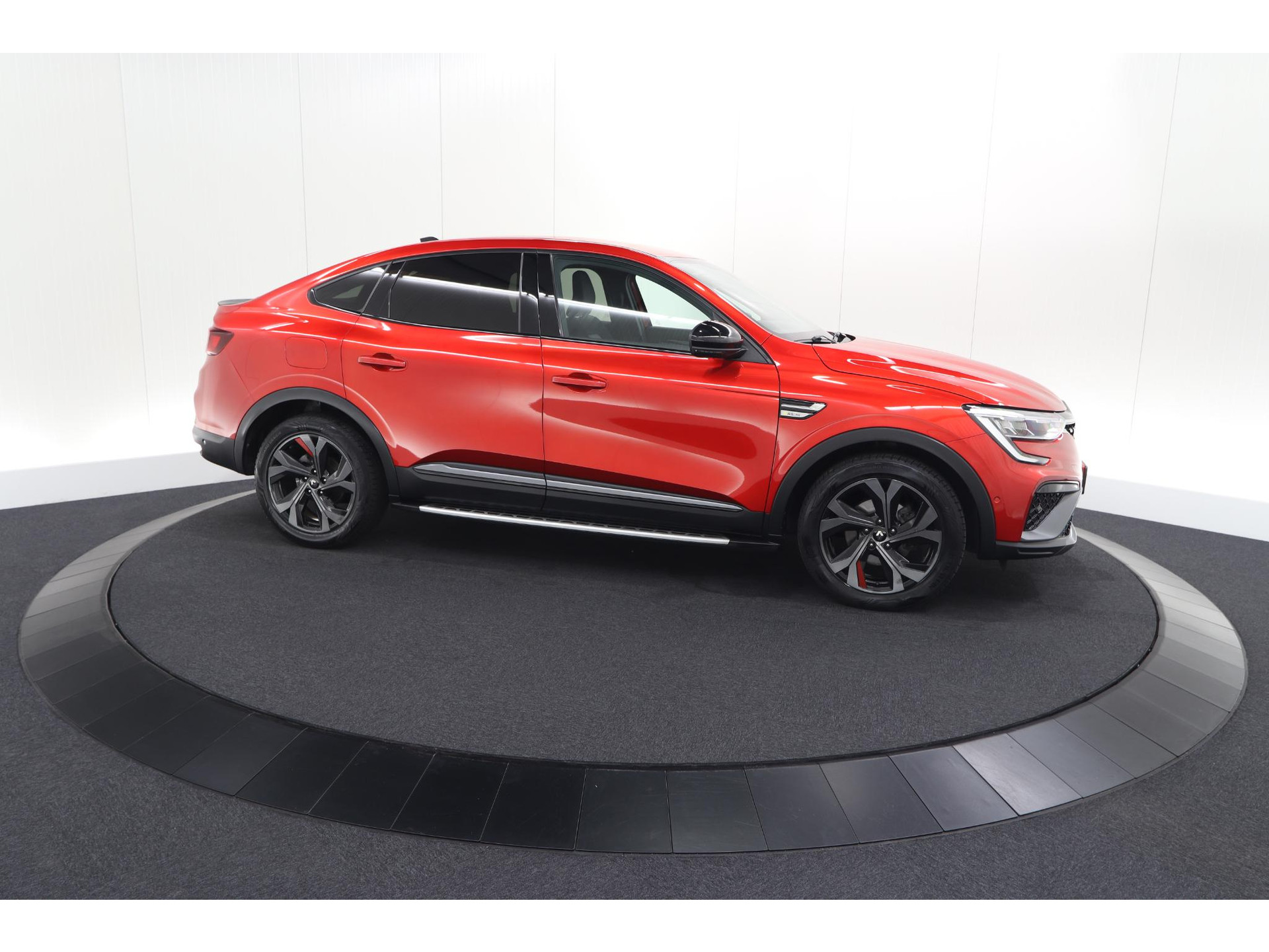 Renault Arkana 1.6 E-Tech Hybrid 145 R.S. Line | Adaptieve Cruise Control | Elektrische Verstelbare Stoel | Dodehoekdetectie | Camera
