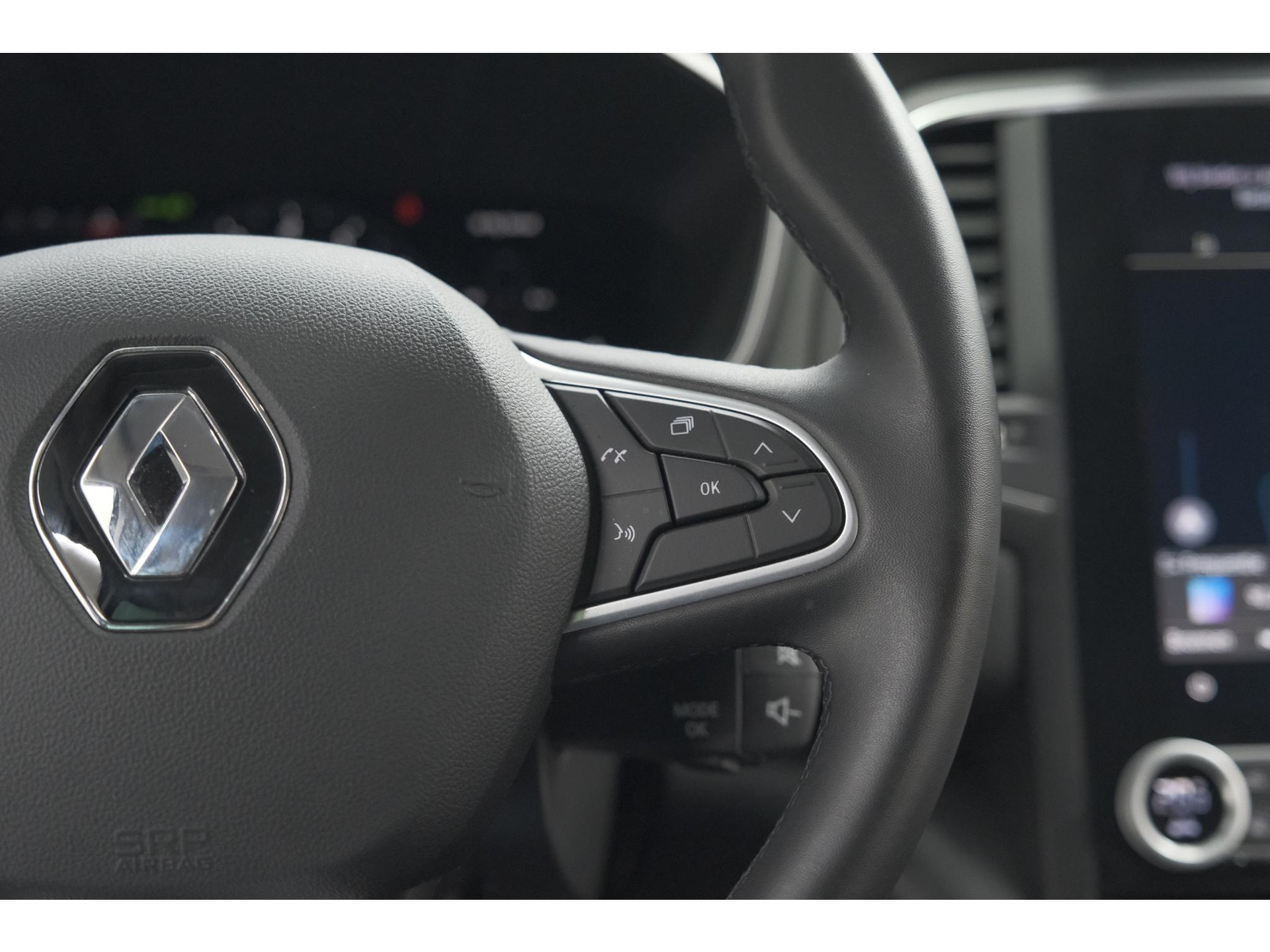Renault Mégane Estate TCe 140 EDC Techno | Trekhaak | Camera | Navigatie | 9.3 Inch Groot Scherm