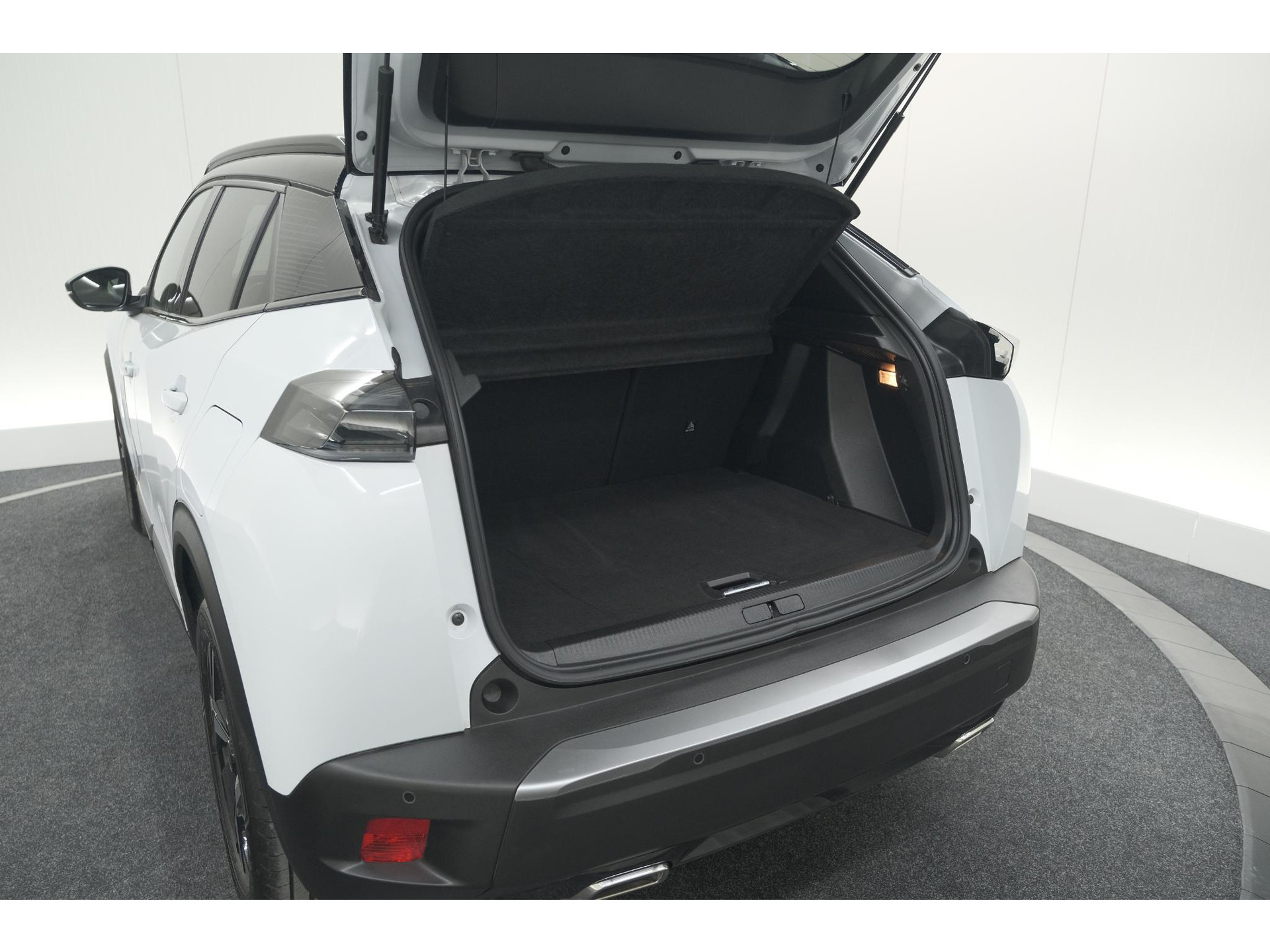 Peugeot 2008 PureTech 130 EAT8 GT | Camera | Apple Carplay | Parkeersensoren