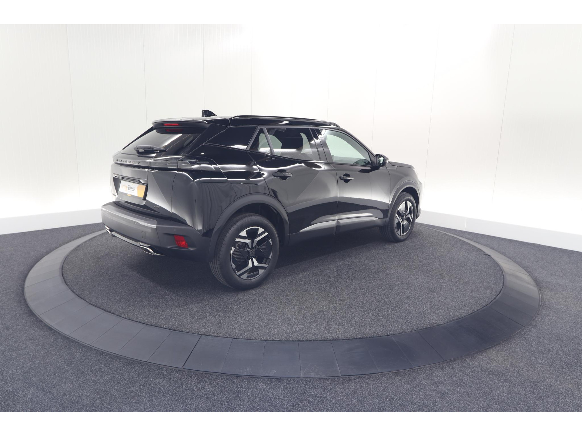 Peugeot 2008 PureTech 130 EAT8 GT | Camera | Parkeersensoren | Apple Carplay