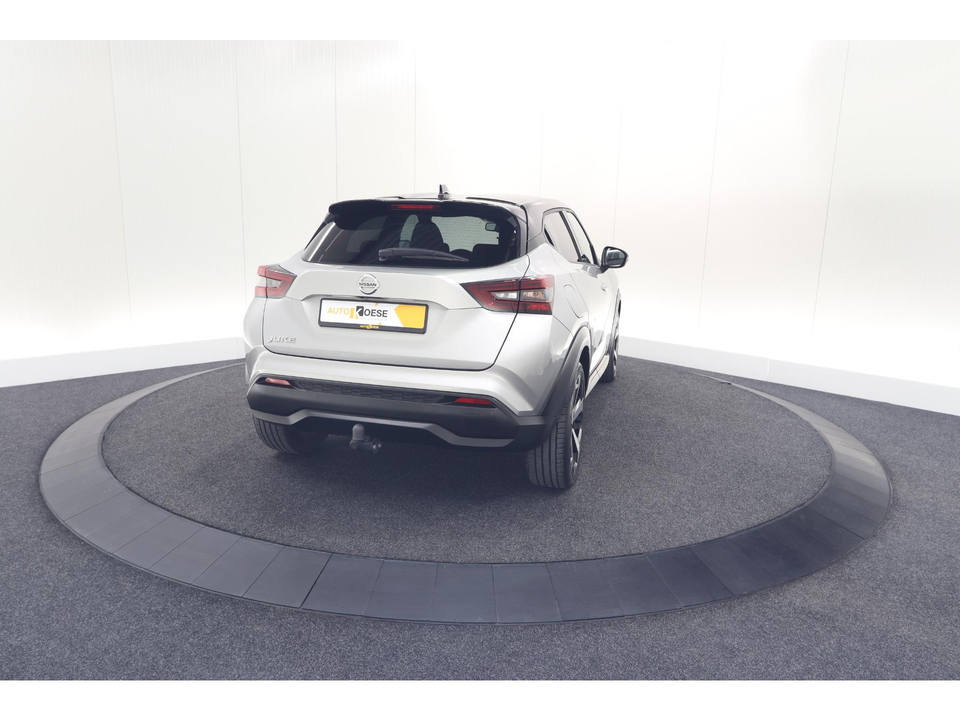 Nissan Juke 1.0 DIG-T Premiere Edition | Trekhaak | Camera | Apple Carplay | Parkeersensoren