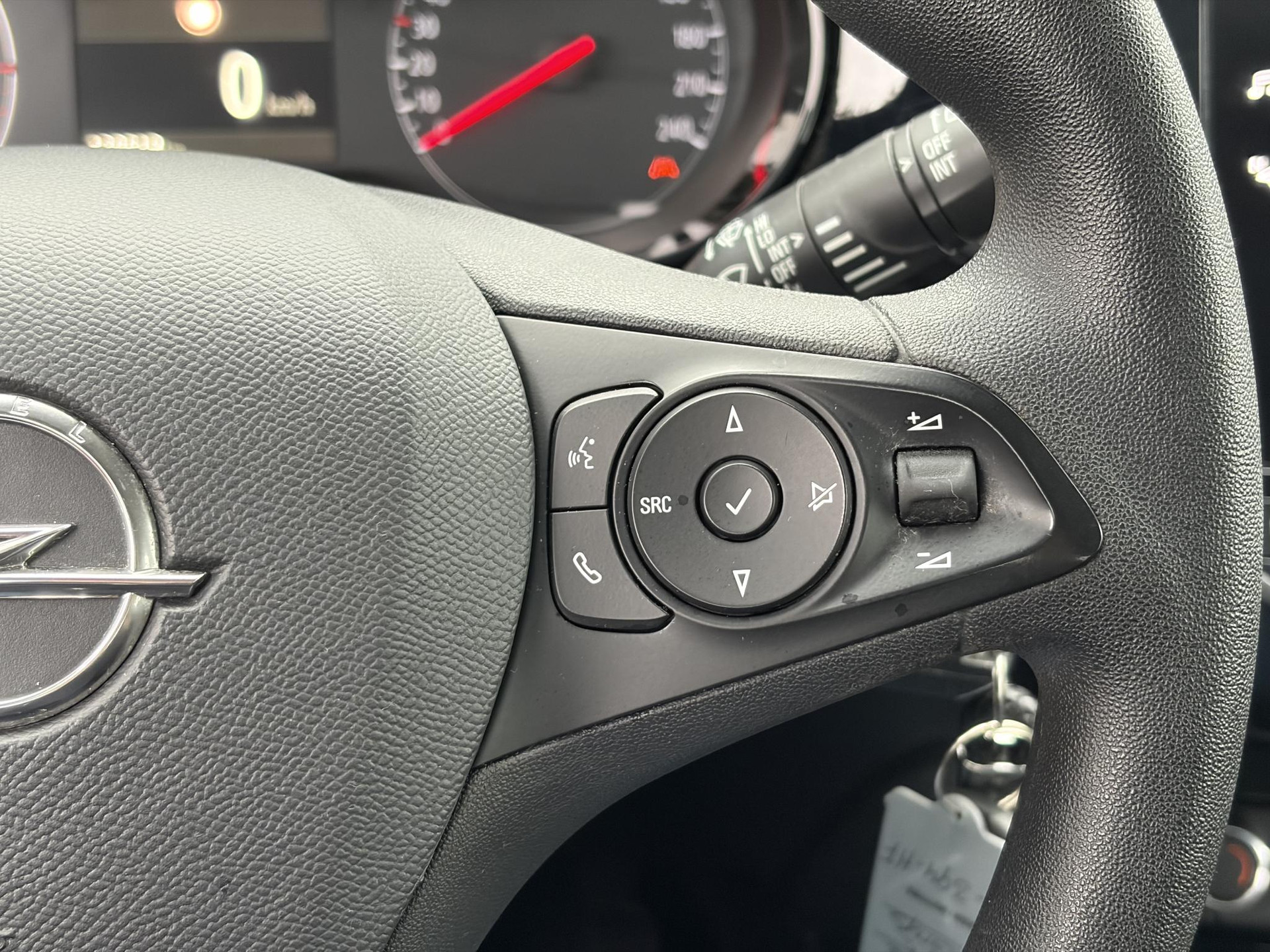 Opel Corsa 1.2 Edition ✓D-riem vv in 2025✓2e Eigenaar✓Carplay✓Airco✓Cruise✓Rijstrooksensor✓Pdc✓102pk✓6 Bak✓5 Deurs✓N.A.P✓Apk tot 02-2028
