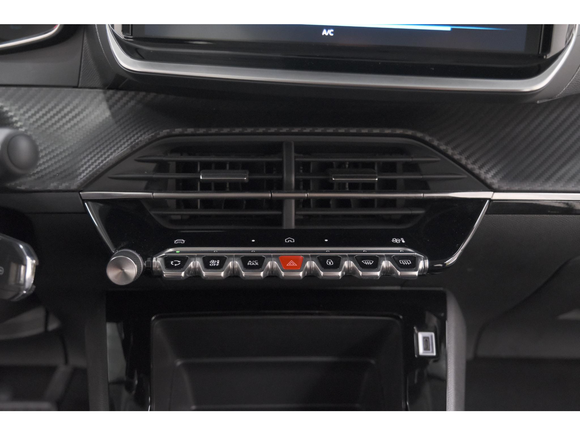 Peugeot 208 1.2 Hybrid 110 e-DCS6 Style | Parkeersensoren | Apple Carplay | Cruise Control | Airco