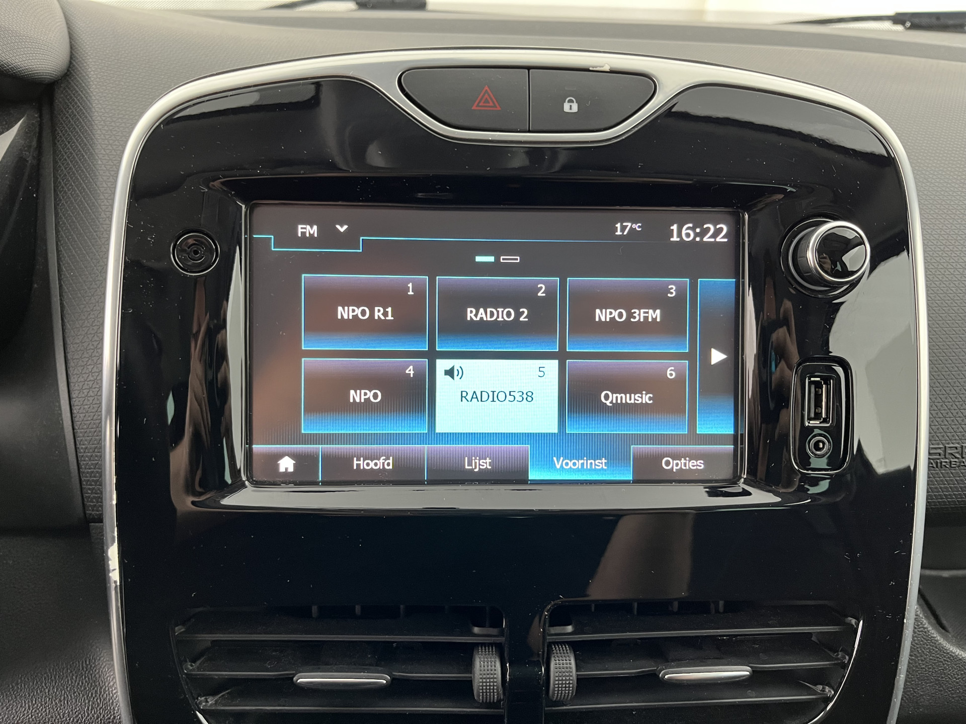 Renault Clio Estate 1.5 dCi ECO Dynamique *NAVI-FULLMAP | AIRCO | CRUISE | KEYLESS | COMFORTSEATS | BASS-REFLEX-AUDIO | PRIVACYGLASS | 16"ALU*