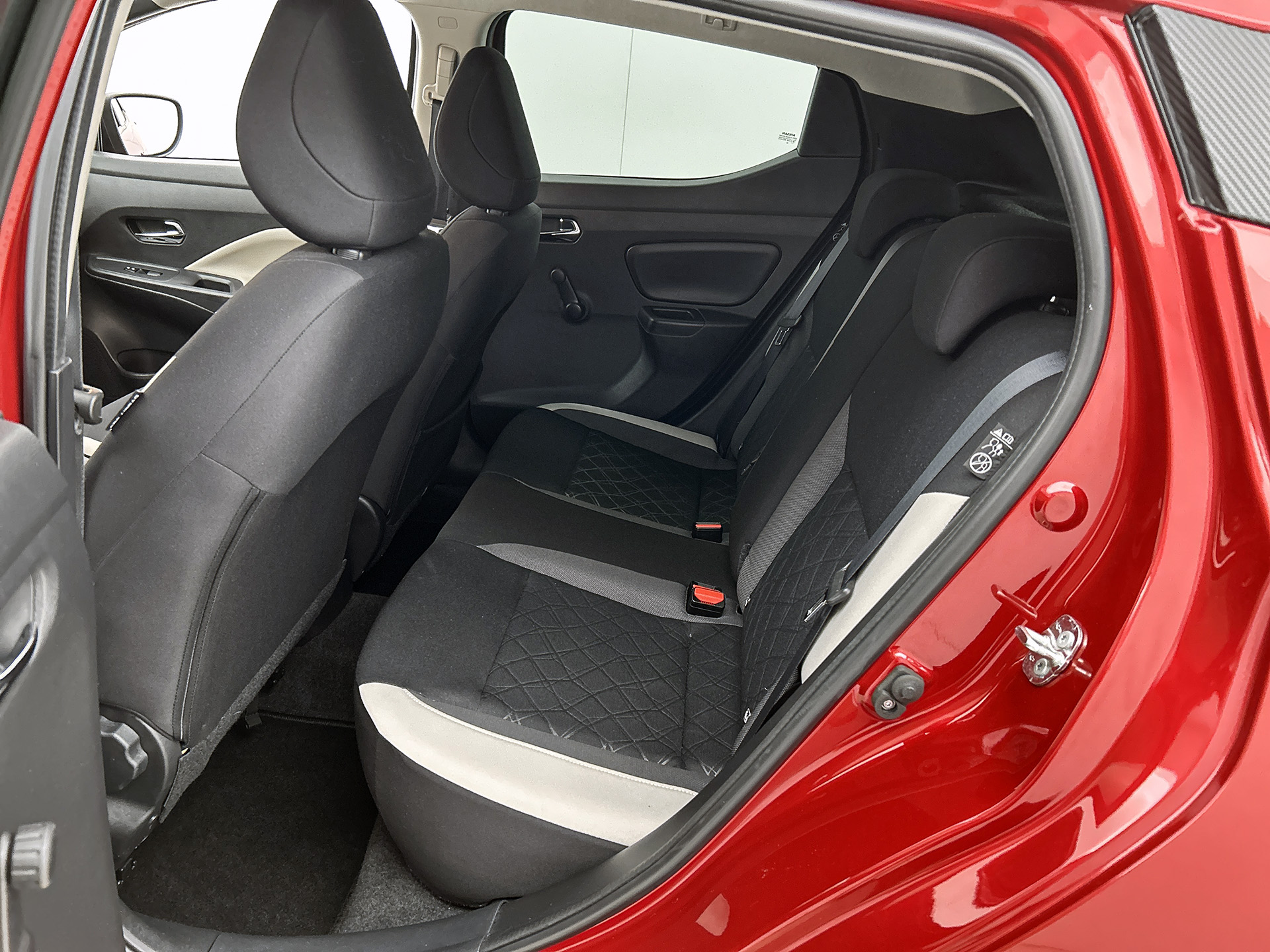 Nissan Micra 0.9 IG-T N-Connecta | CAMERA | NAVI | CLIMAT CONTROL | PARK. SENSOREN