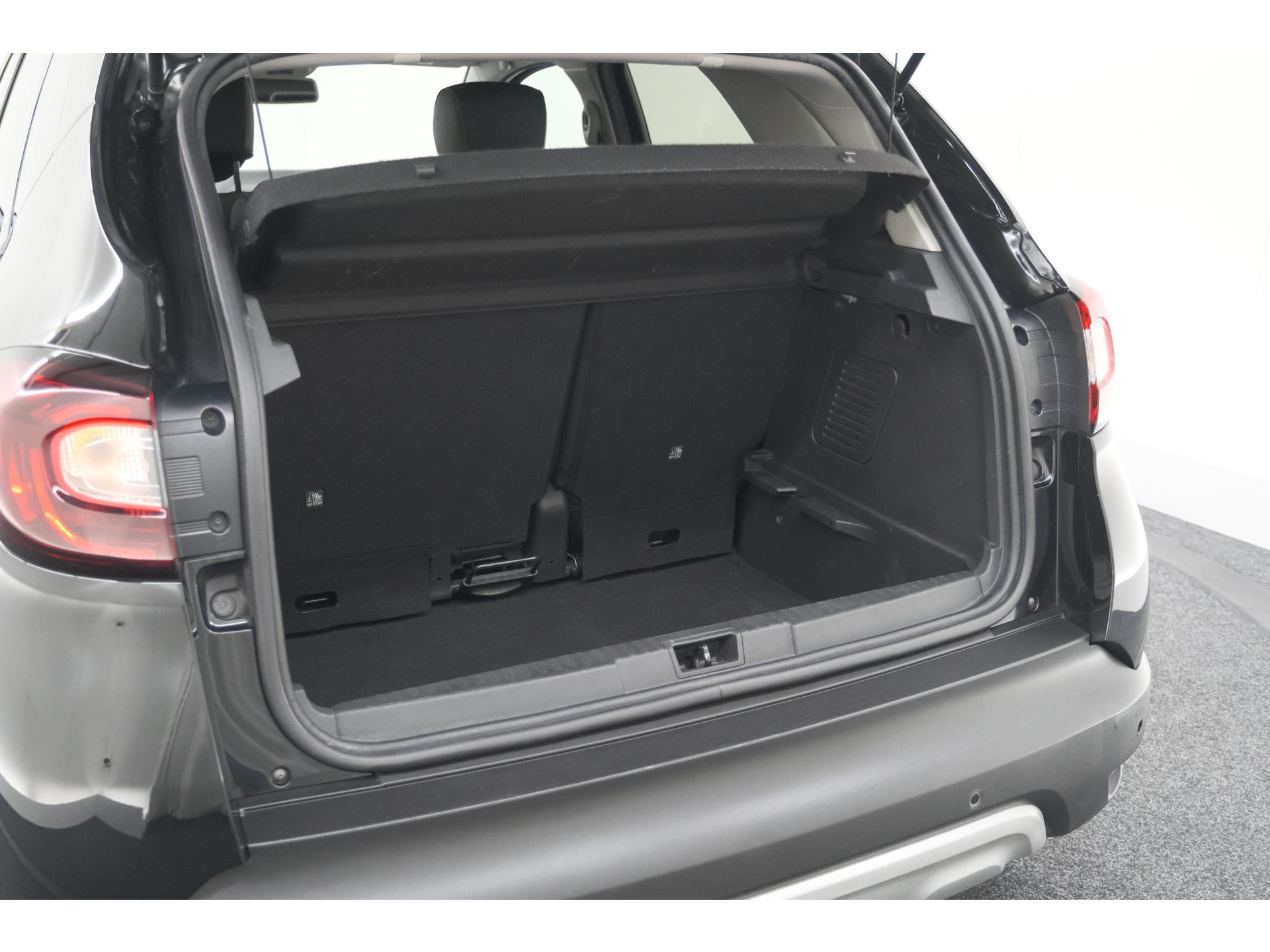 Renault Captur TCe 130 Intens | Camera | Navigatie | Parkeersensoren | Climate Control