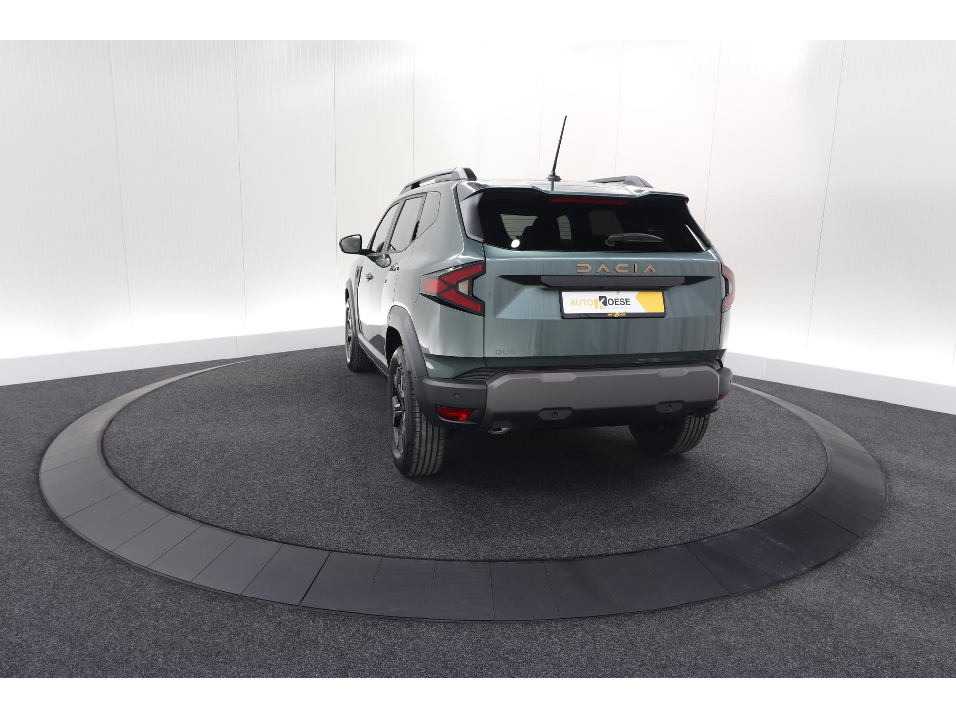 Dacia Duster Mild Hybrid 130 Extreme | Camera | Apple Carplay | Parkeersensoren | Stuurwielverwarming