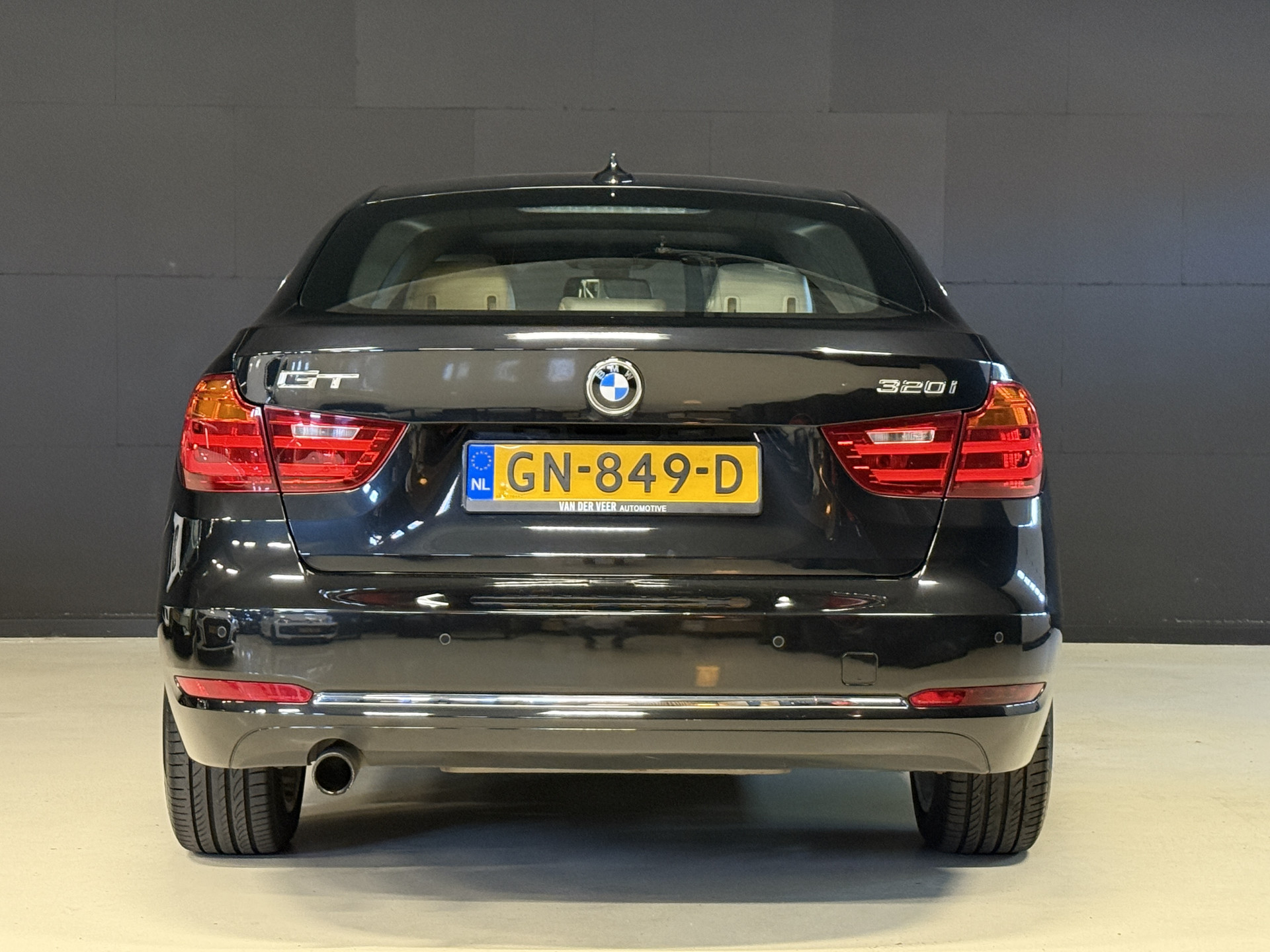 BMW 3-serie Gran Turismo 320i GT Luxury | Panoramadak | Leder | Carplay | Navi | Stoelverwarming