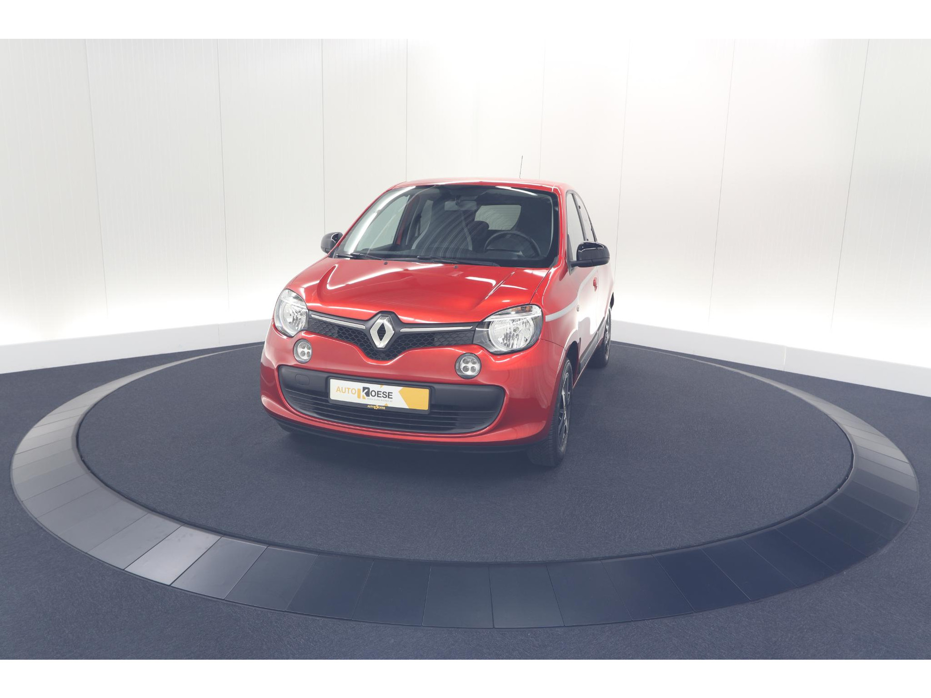 Renault Twingo 1.0 SCe Limited | Automaat | Parkeersensoren | Allseason Banden | Bluetooth Radio