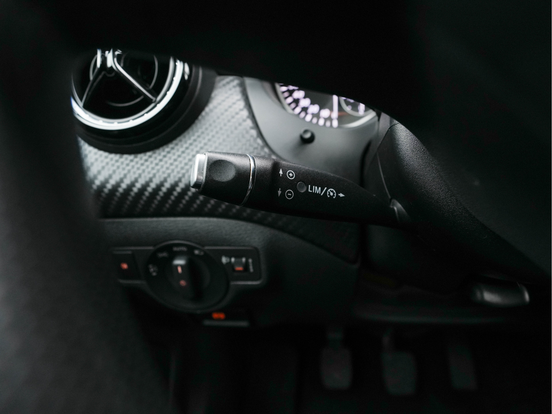 Mercedes-Benz GLA-klasse 200 CDI Ambition NAVI -FULLMAP | AIRCO | PDC | CRUISE | COMFORT-SEATS | 17"ALU*