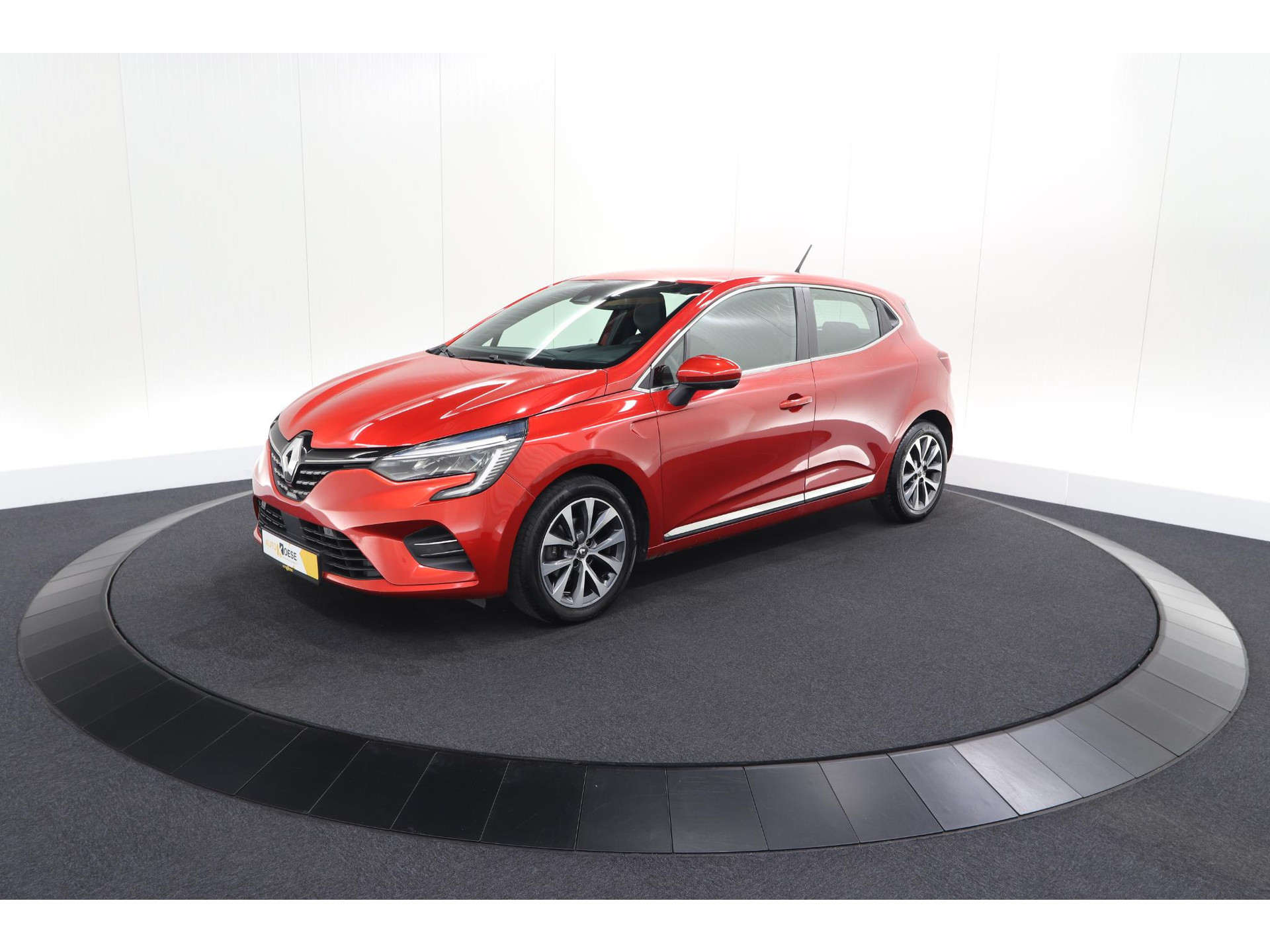 Renault Clio TCe 100 Intens | Dodehoekdetectie | Camera | Apple Carplay | Parkeersensoren