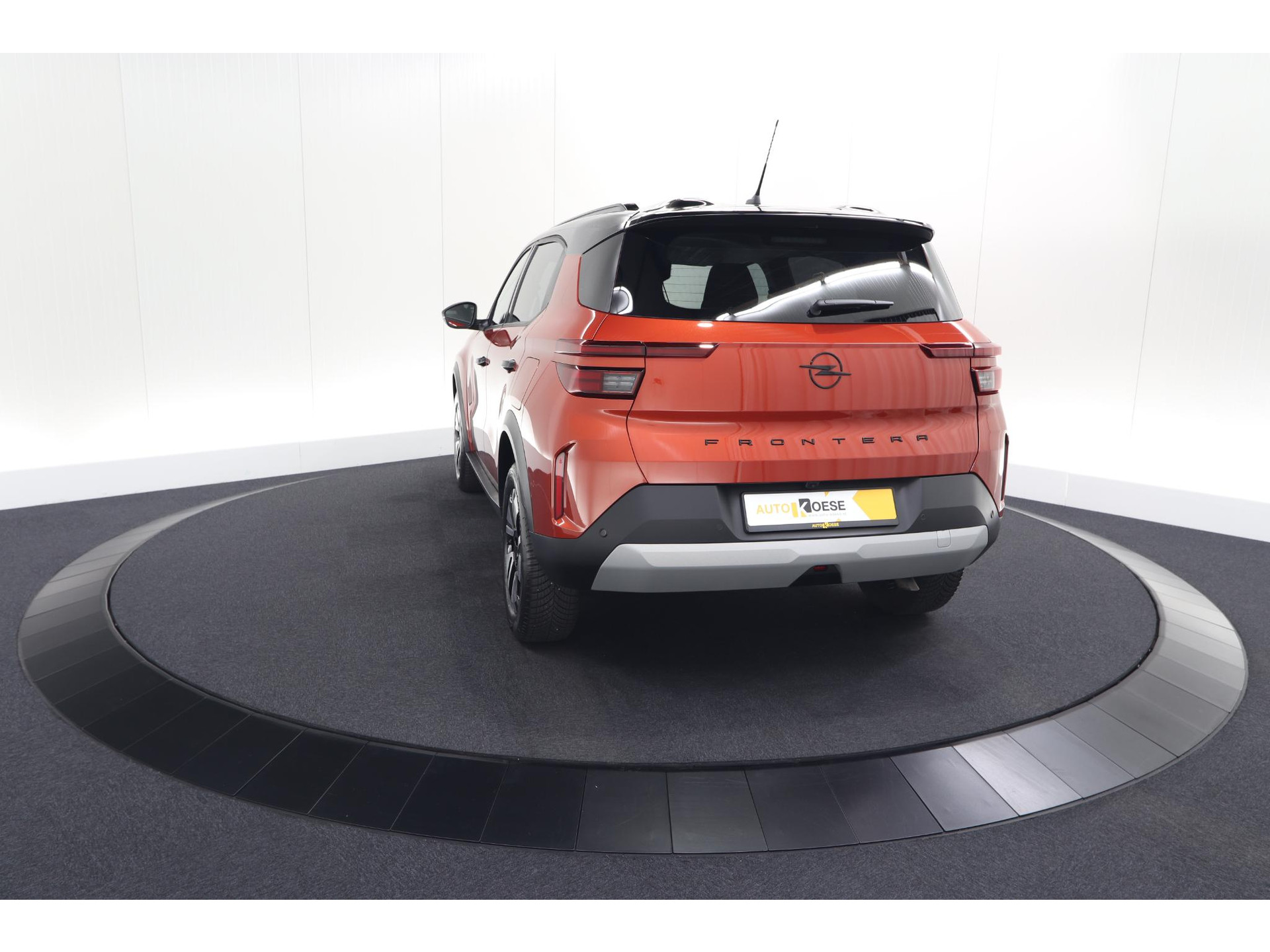 Opel Frontera 1.2 Turbo Hybrid 110 GS | Kanyon Orange | Camera | Dodehoekdetectie | Apple Carplay