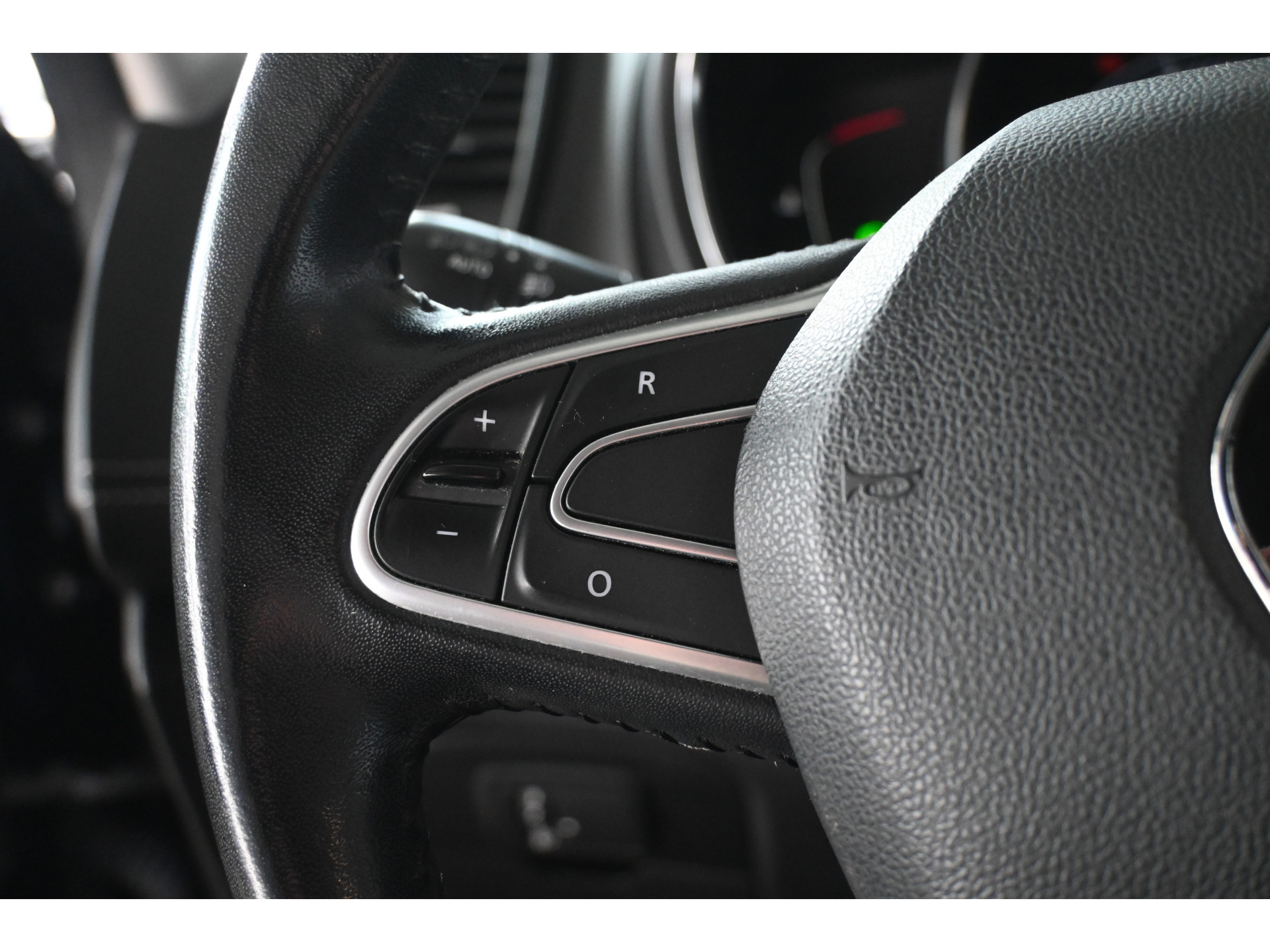 Renault Scénic 1.2 TCe Intens Clima Navigatie Cruise Control LED Rijklaarprijs! Inruil Mogelijk!