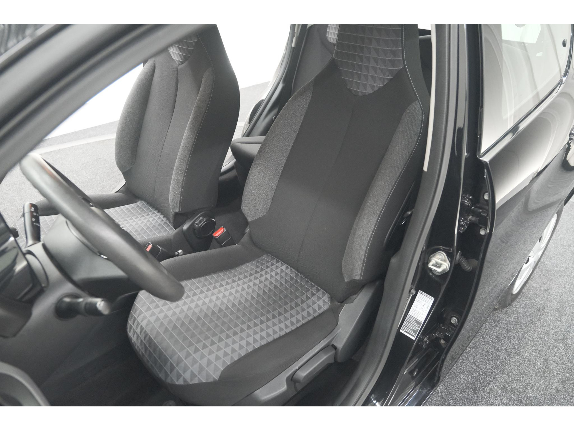Peugeot 108 1.0 e-VTi Active | Airco | Bluetooth | Elektrische Ramen | 5 Deurs