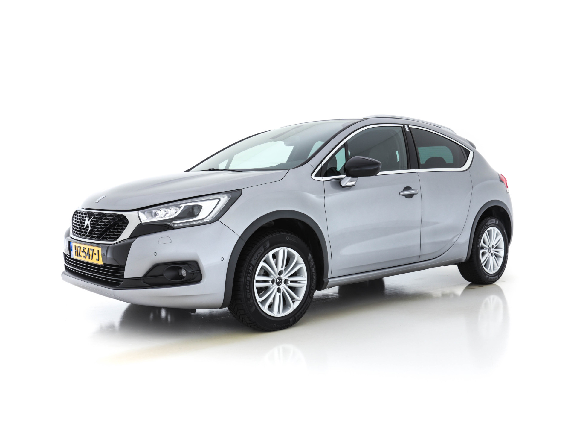 DS 4 Crossback 1.6 BlueHDi Business-Pack Aut. *NAVI-FULLMAP | FULL-LED | LEATHER-MICROFIBRE | DAB+ | ECC | PDC | CRUISE | KEYLESS | PRIVACY-GLASS | SPORT-SEATS | TOWBAR | 16"ALU*