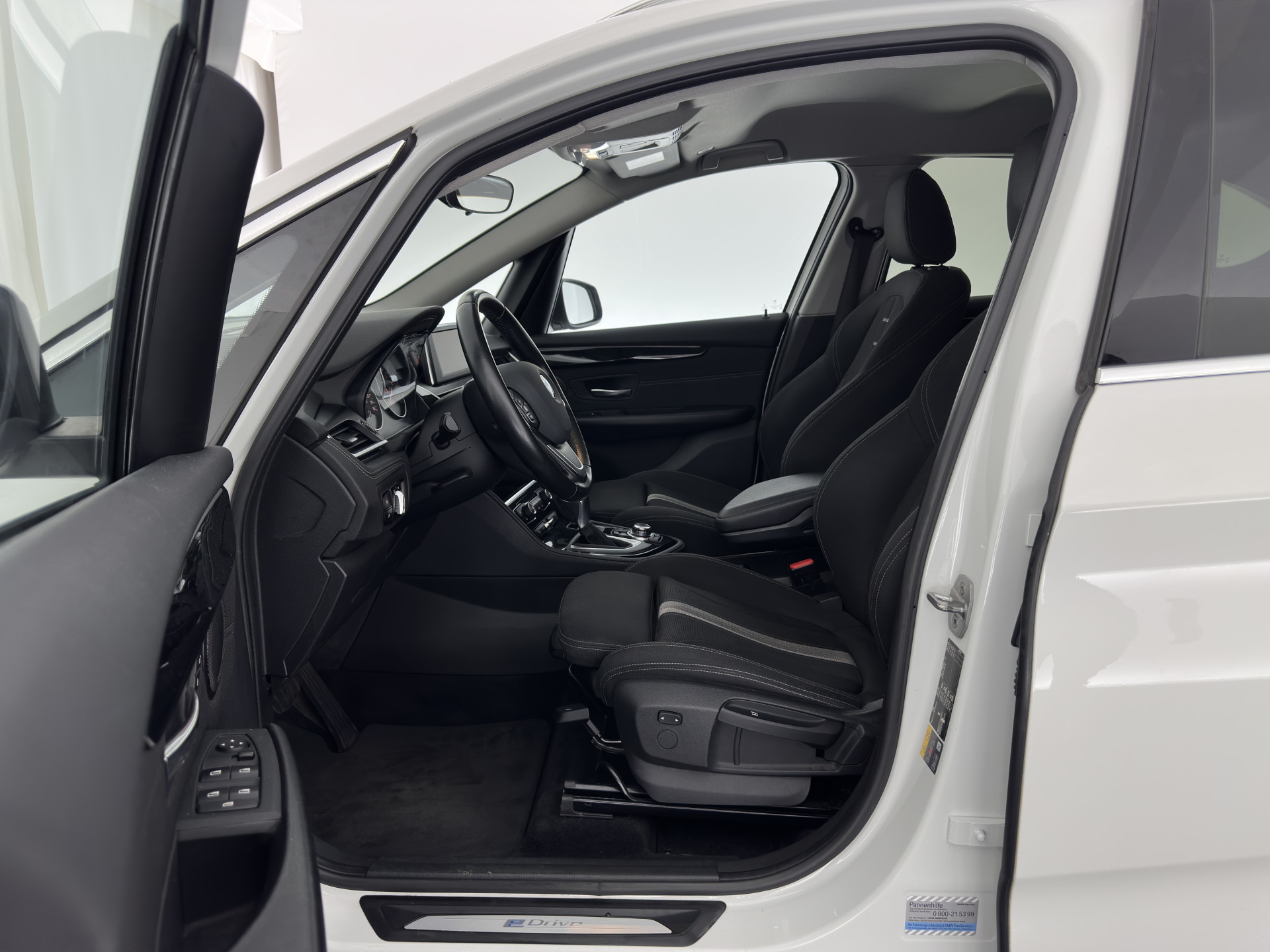 BMW 2-serie Active Tourer 225xe Sport-Line Centennial High Executive Aut. *FULL-LED | NAVI-FULLMAP | HEATED-SPORTSEATS | ECC | PRIVACY-GLASS | PDC | CRUISE | 18''ALU*