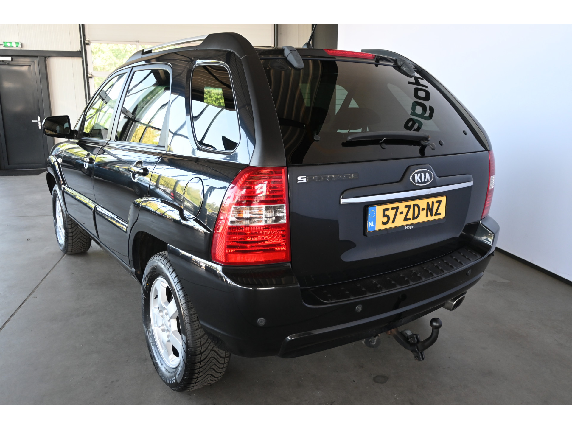 Kia Sportage 2.0 CVVT X-ception Trekhaak Airco Cruise control Leder PDC Android Auto 100% Onderhouden! Inruil Mogelijk!