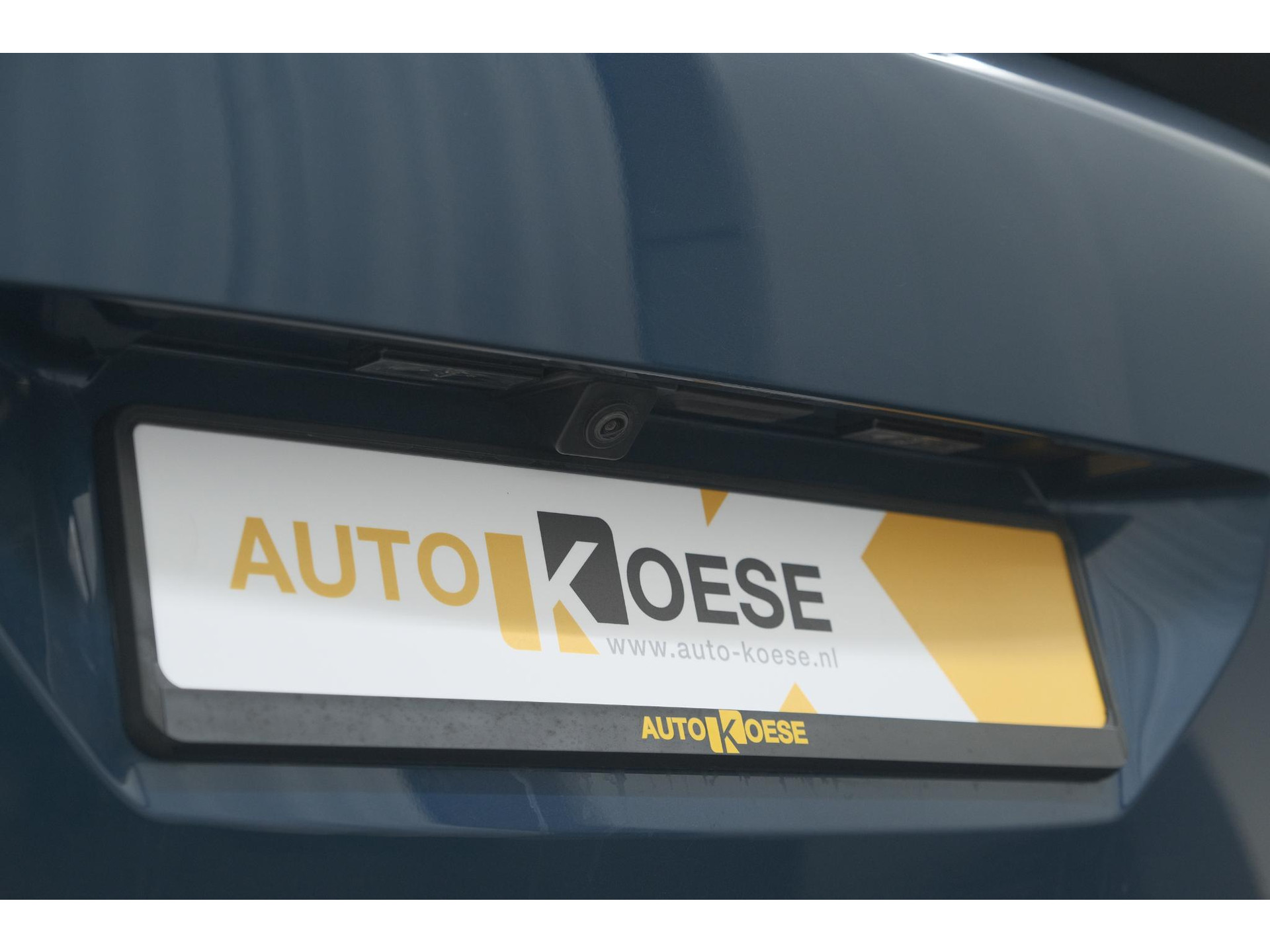 Peugeot 5008 PureTech 130 EAT8 Active Pack | 7 Zitplaatsen | Camera | Navigatie | Apple Carplay | Parkeersensoren
