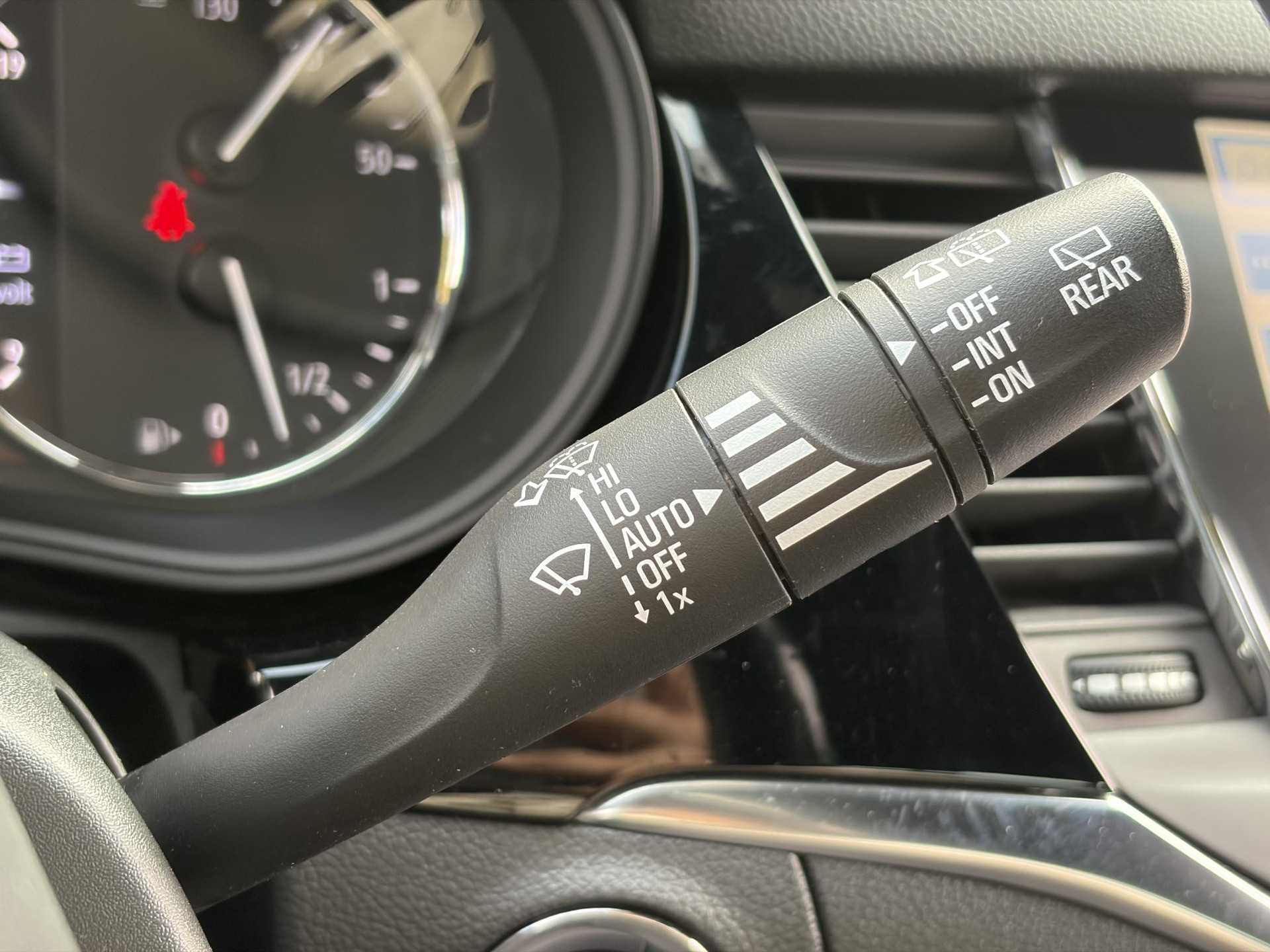 Opel Astra Sports Tourer 1.2 Ultimate ✓146pk✓Carplay✓Camera✓Stoelverw✓Stuurverw✓Keyless✓Pdc V+A✓Alcantara-Leder✓Clima✓Cruise✓6 Bak✓Rijstrooksensor✓Dodehoeksensor✓17''Lm velgen✓N.A.P✓Apk tot 11-2028