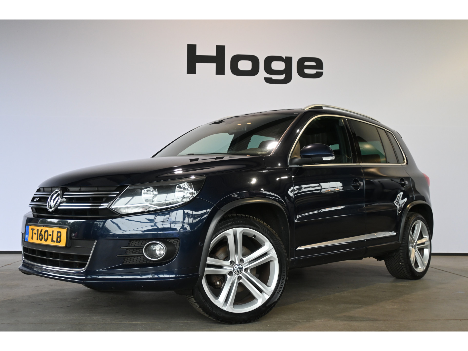 Volkswagen Tiguan 1.4 TSI Sport&Style 4Motion R-line Edition Clima Navigatie Stoelverwarming Goed Onderhouden! Inruil Mogelijk!
