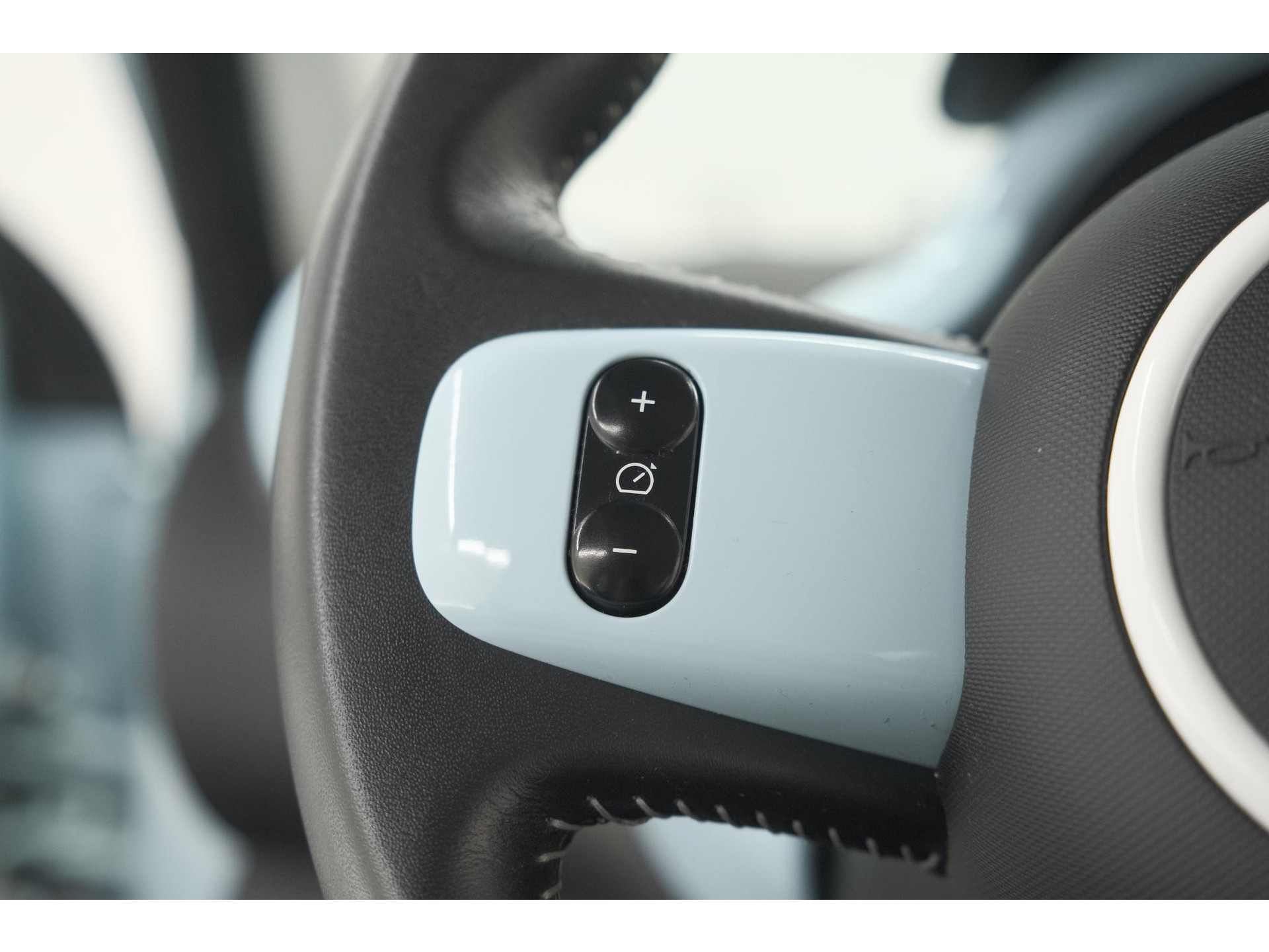 Renault Twingo 1.0 SCe Dynamique | Cruise control | LMV | Climate Control