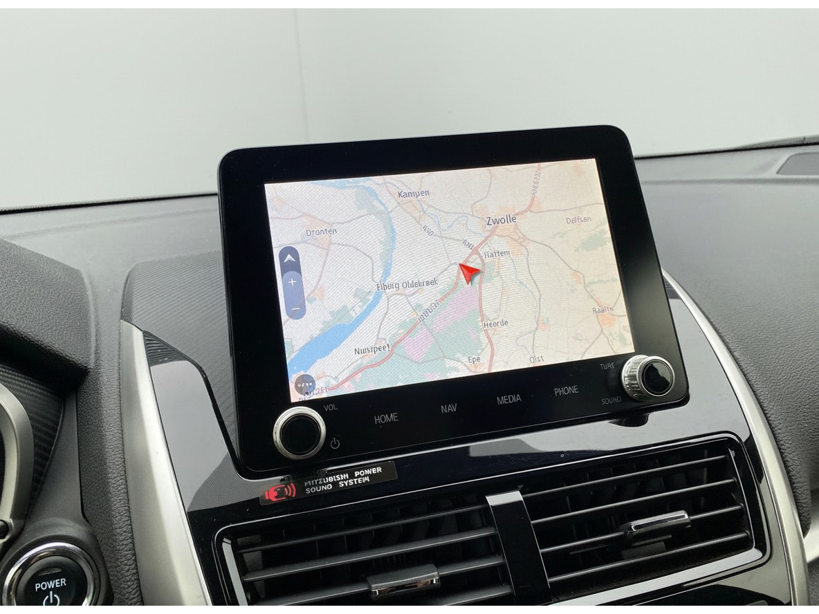 Mitsubishi Eclipse Cross 2.4 PHEV Instyle 4WD 188 pk AUT. | 1e eigenaar | navigatie | stoel-stuurverwarming | leder/alcantara interieur