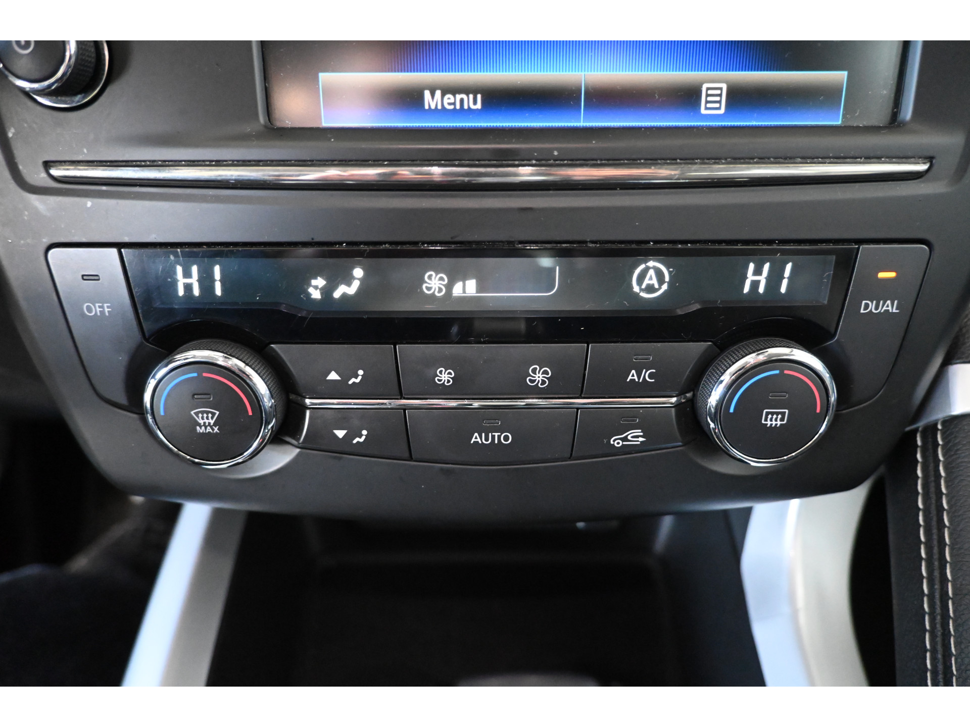 Renault Kadjar 1.2 TCe Intens Automaat Clima Navigatie LED Goed Onderhouden! Inruil Mogelijk!