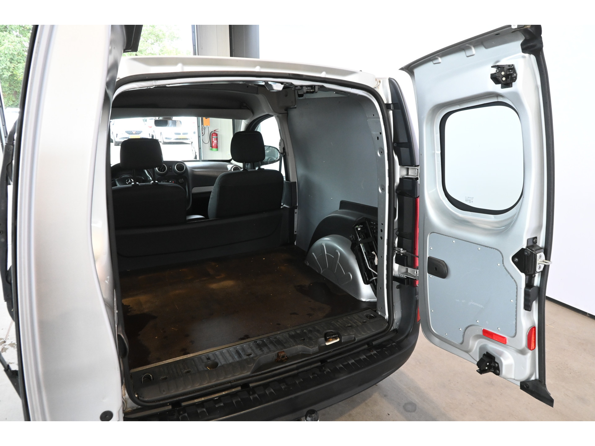 Mercedes-Benz Citan 108 CDI BlueEFFICIENCY Airco Navigatie Trekhaak Rijklaarprijs! Inruil Mogelijk!