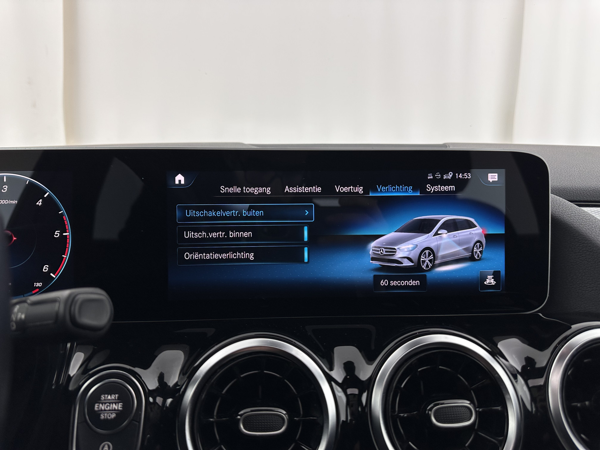 Mercedes-Benz B-klasse 180d Launch Edition Premium Plus (INCL-BTW) Aut. *PANO | LEATHER-MICROFIBRE | KEYLESS |  FULL-LED | WIDESCREEN-DIGI-COCKPIT | CAMERA | COMFORTSEATS | NAVI-FULLMAP | ECC | CARPLAY | PDC | CRUISE | 17''ALU*