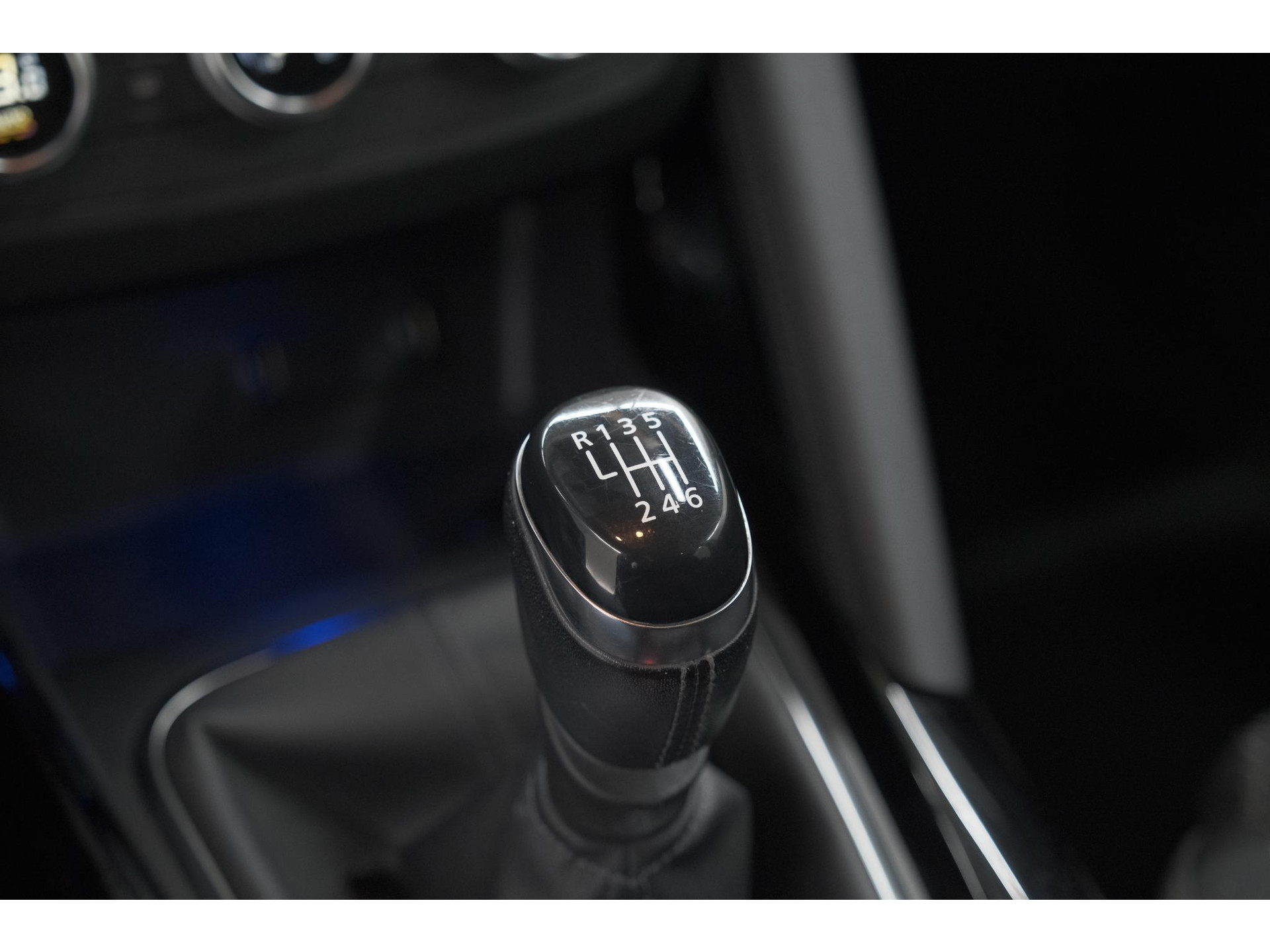 Renault Kadjar 1.3 TCe 140 Zen | Trekhaak | Apple Carplay | Navigatie | Parkeersensoren voor + Achter