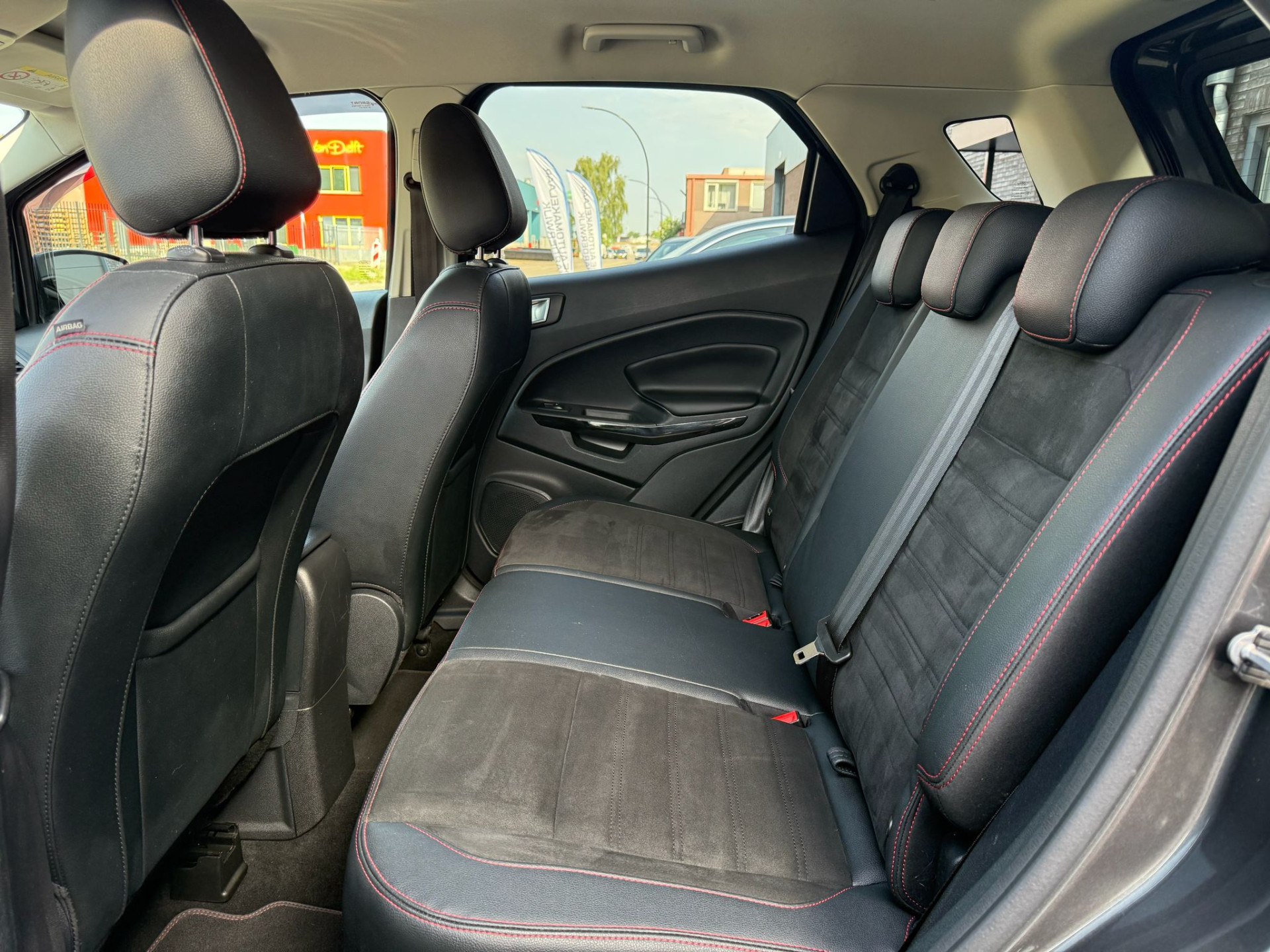 Ford EcoSport 1.0 EcoBoost ST-Line Black | 1E EIGENAAR | 3/6/12MND GARANTIE | CRUISE | SFEERVERLICHTING |  STOELVERWARM. | CARPLAY |