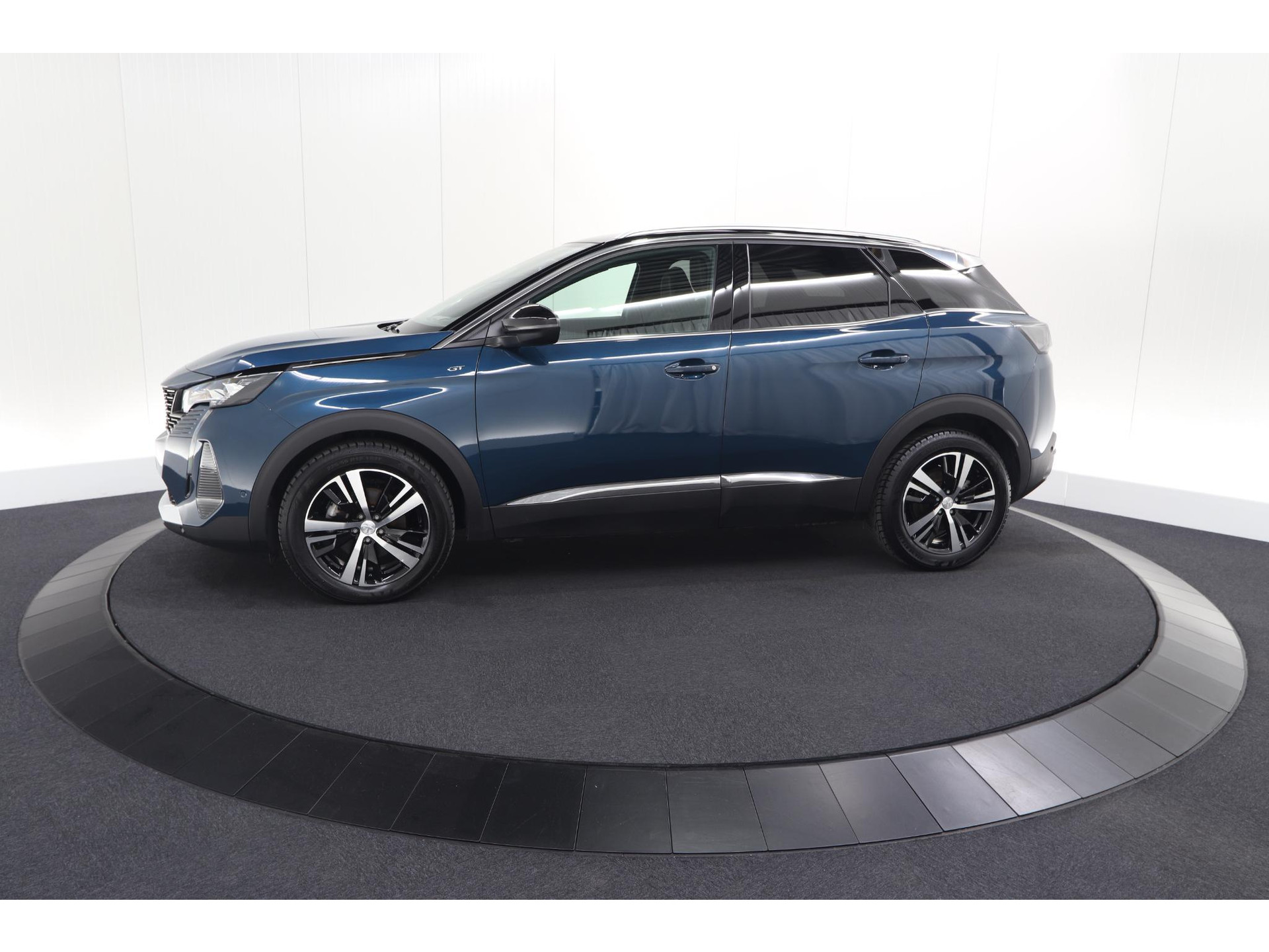 Peugeot 3008 PureTech 130 EAT8 GT | Adaptieve Cruise Control | Elektronische Kofferklep | Camera | Dodehoekdetectie