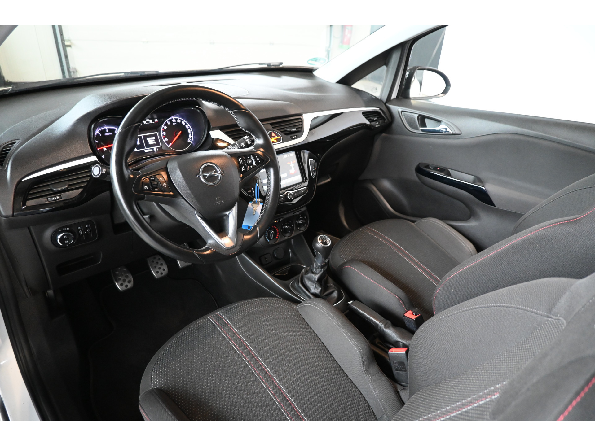 Opel Corsa 1.0 Turbo Color Edition Nap Airco Cruise Pdc Lichtmetaal 1e Eigenaar 100% Onderhouden! Inruil Mogelijk!