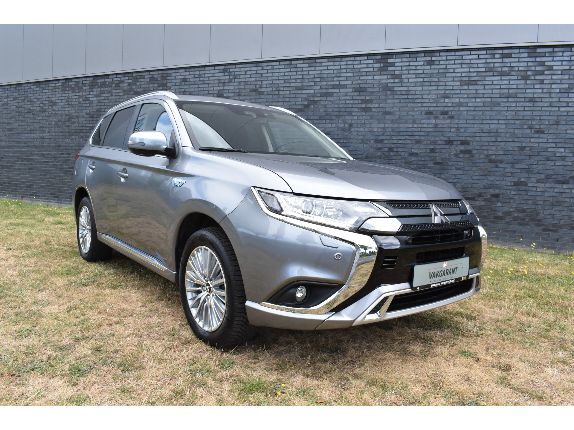 Mitsubishi Outlander 2.4 PHEV Instyle Plugin-hybride