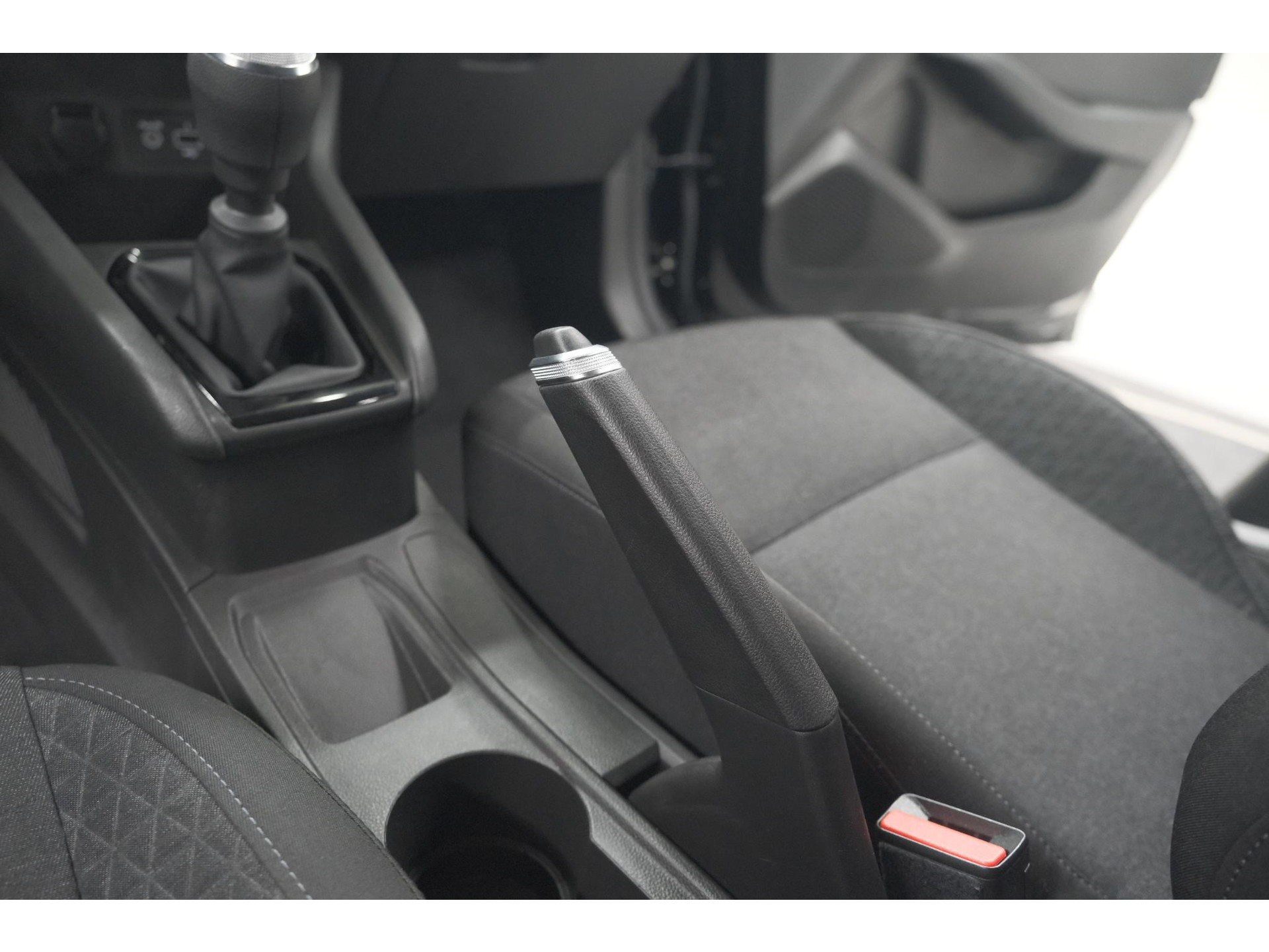 Renault Clio TCe 90 Equilibre | Parkeersensoren | Apple Carplay | Cruise Control