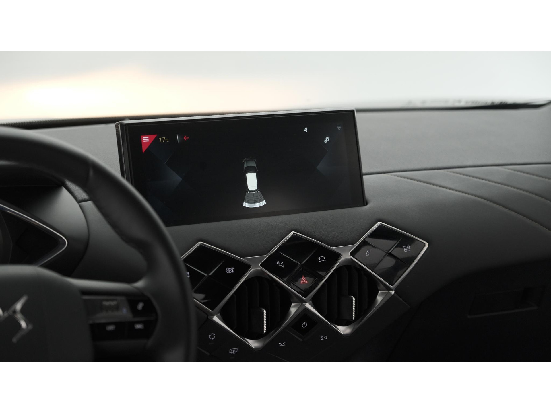DS 3 Crossback PureTech 100 Montmartre | Parkeersensoren | Apple Carplay | Allseason Banden | Navigatie | Climate Control