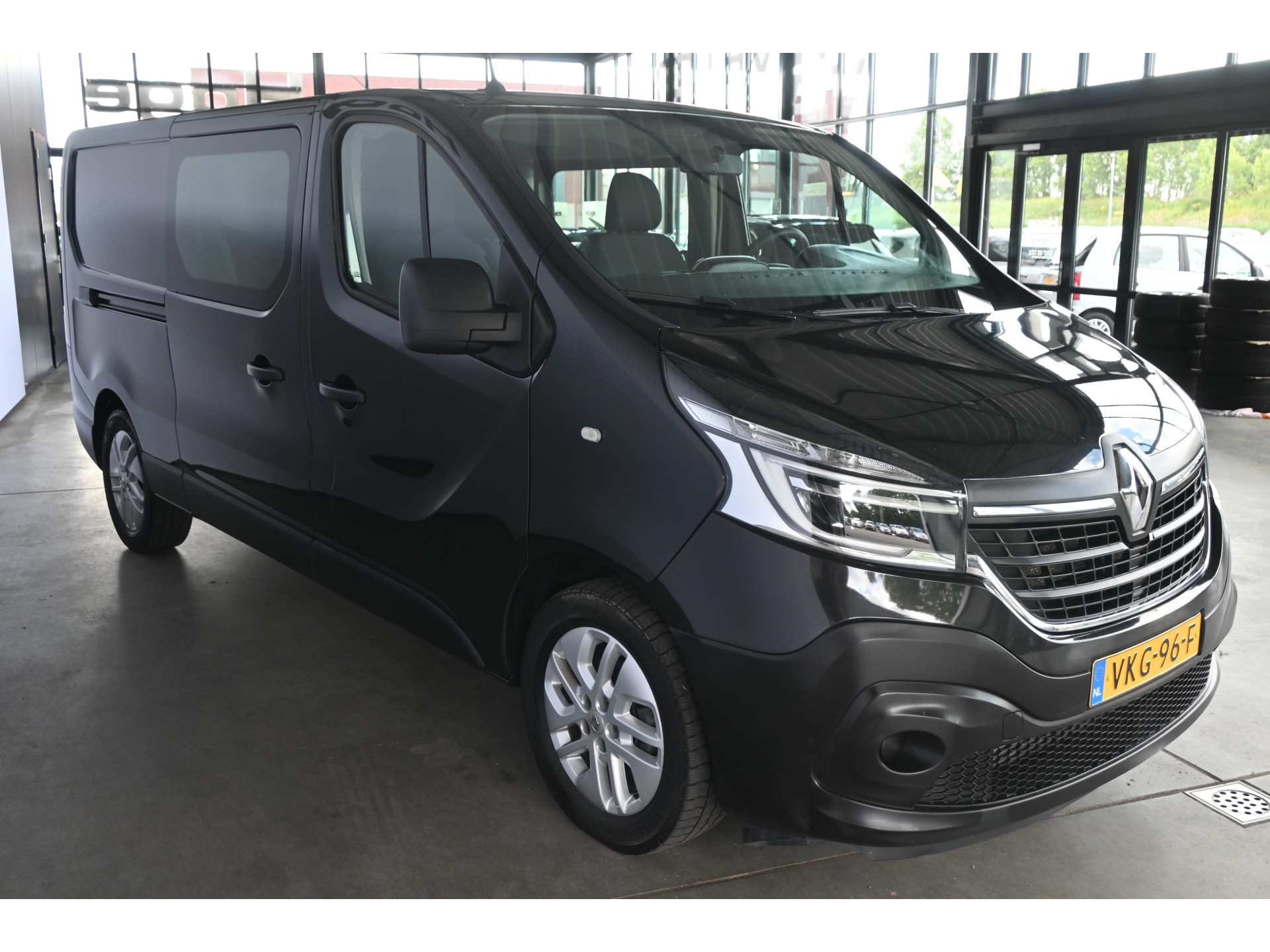 Renault Trafic 2.0 dCi Automaat 145 T29 L2H1 DC Comfort Airco Navigatie LED 1e Eigenaar Rijklaarprijs! Inruil Mogelijk!