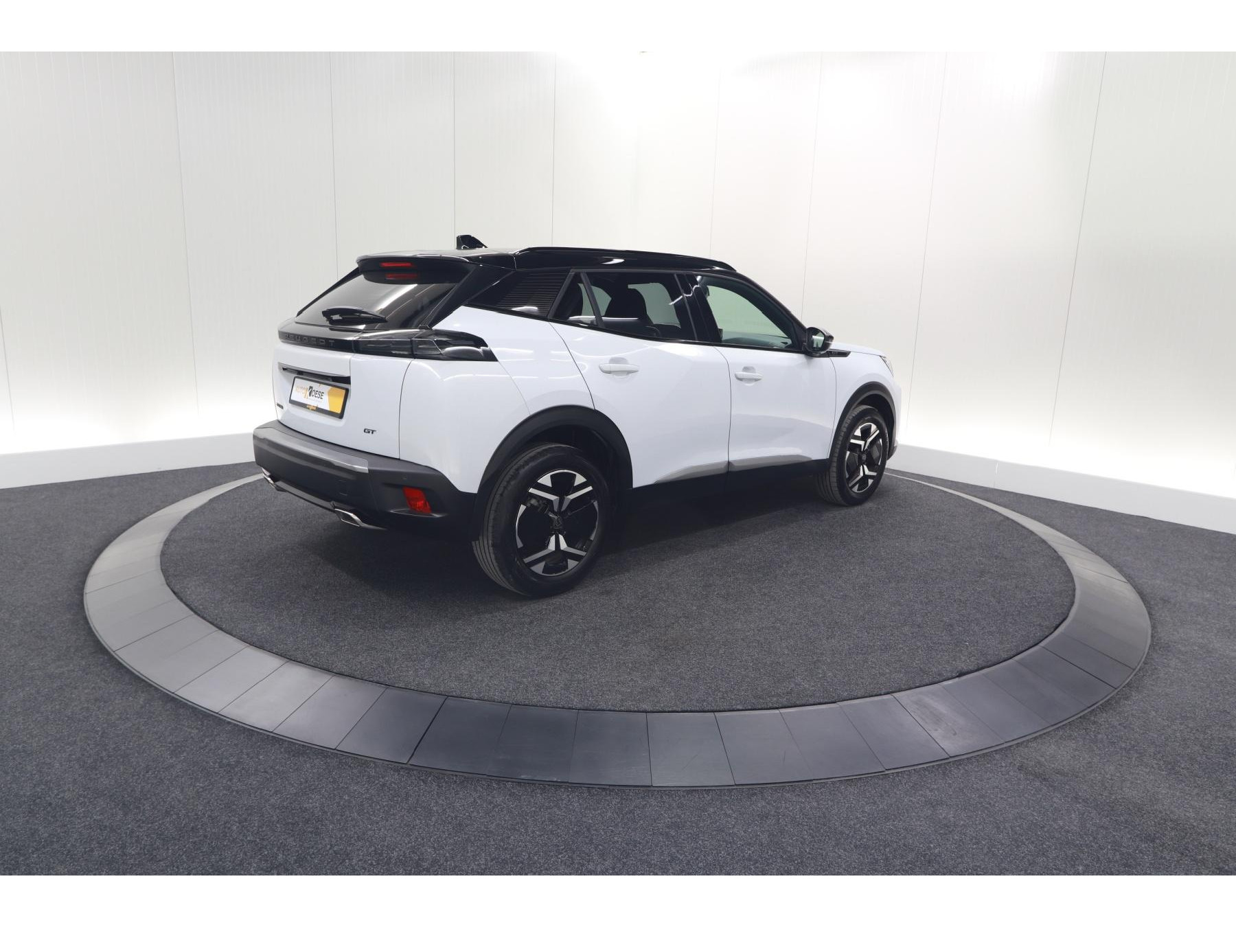 Peugeot 2008 PureTech 130 EAT8 GT | Camera | Apple Carplay | Parkeersensoren