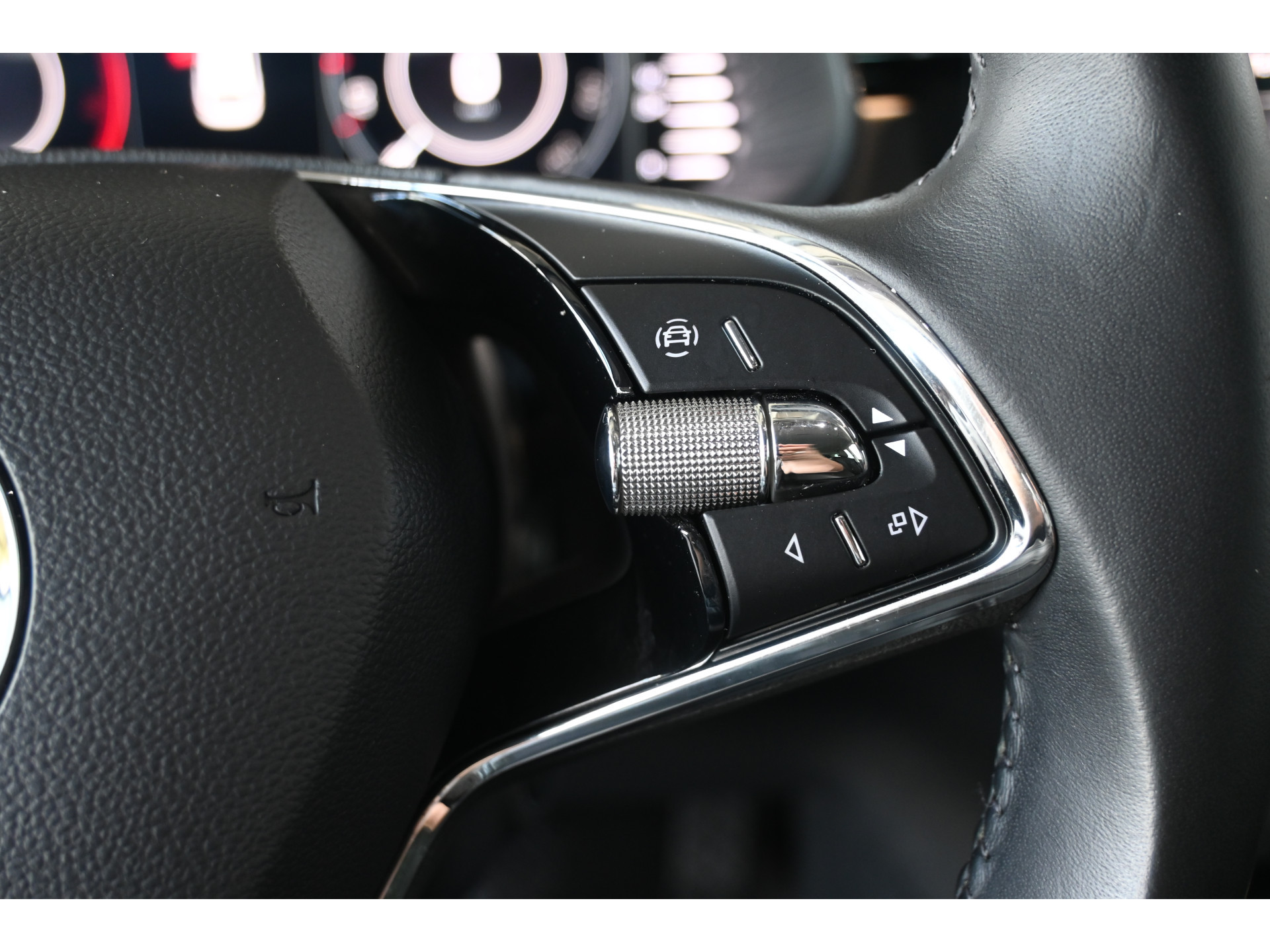 ŠKODA Scala 1.0 TSI Business Edition Nap! Adaptieve Cruise Clima Lane Assist Trekhaak Stoelverwarming CarPlay Goed Onderhouden! Inruil Mogelijk!