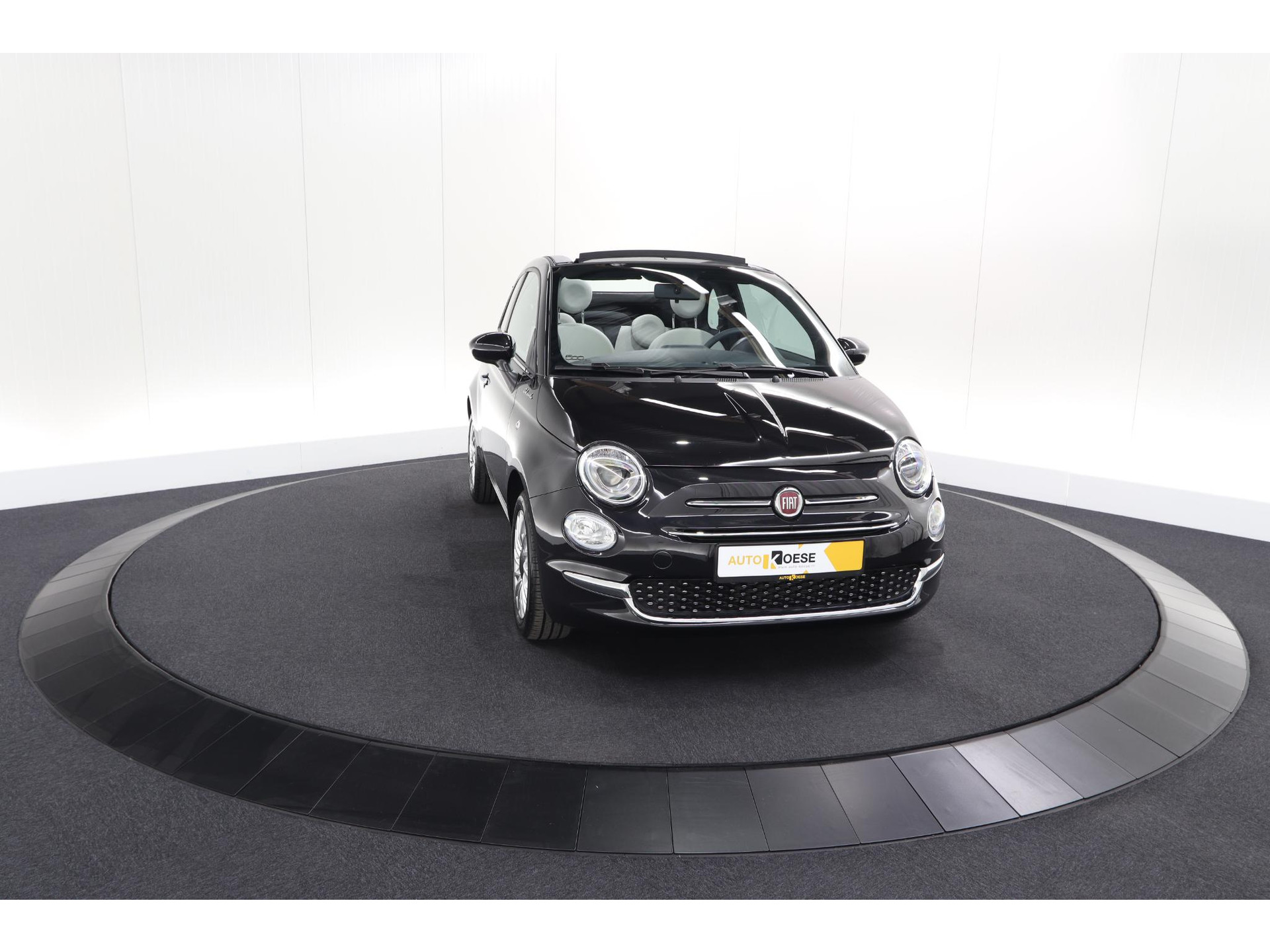 Fiat 500 C 1.0 Hybrid Dolcevita | Elektrisch Vouwdak | Apple Carplay | Parkeersensoren | Climate Control