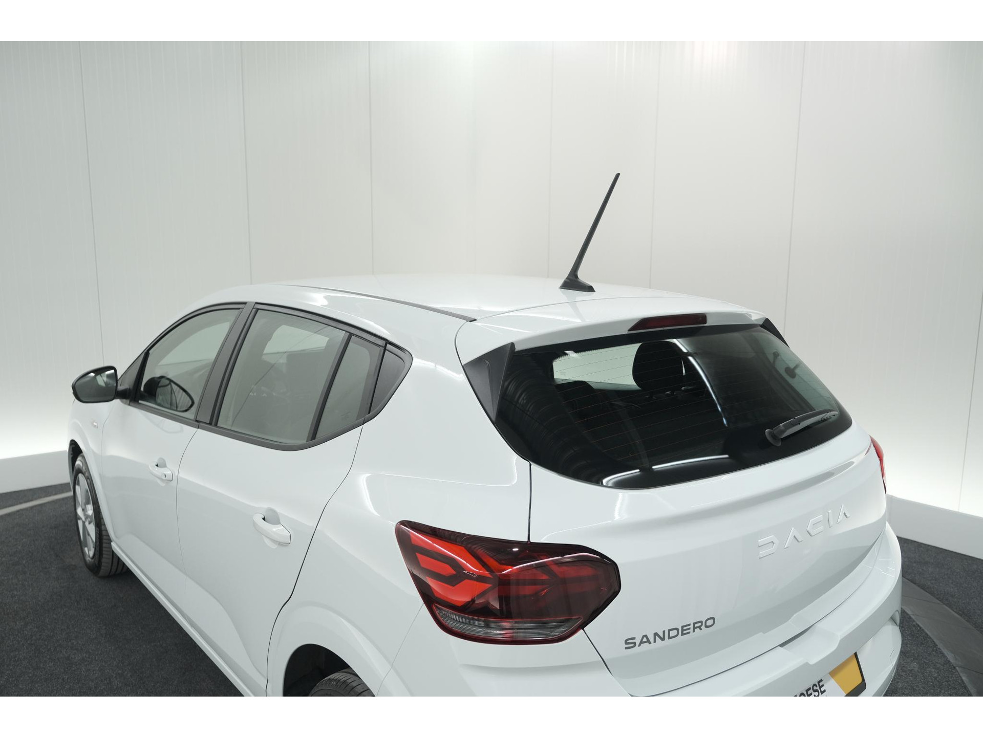 Dacia Sandero TCe 90 CVT Expression | Parkeersensoren | Apple Carplay | Cruise Control