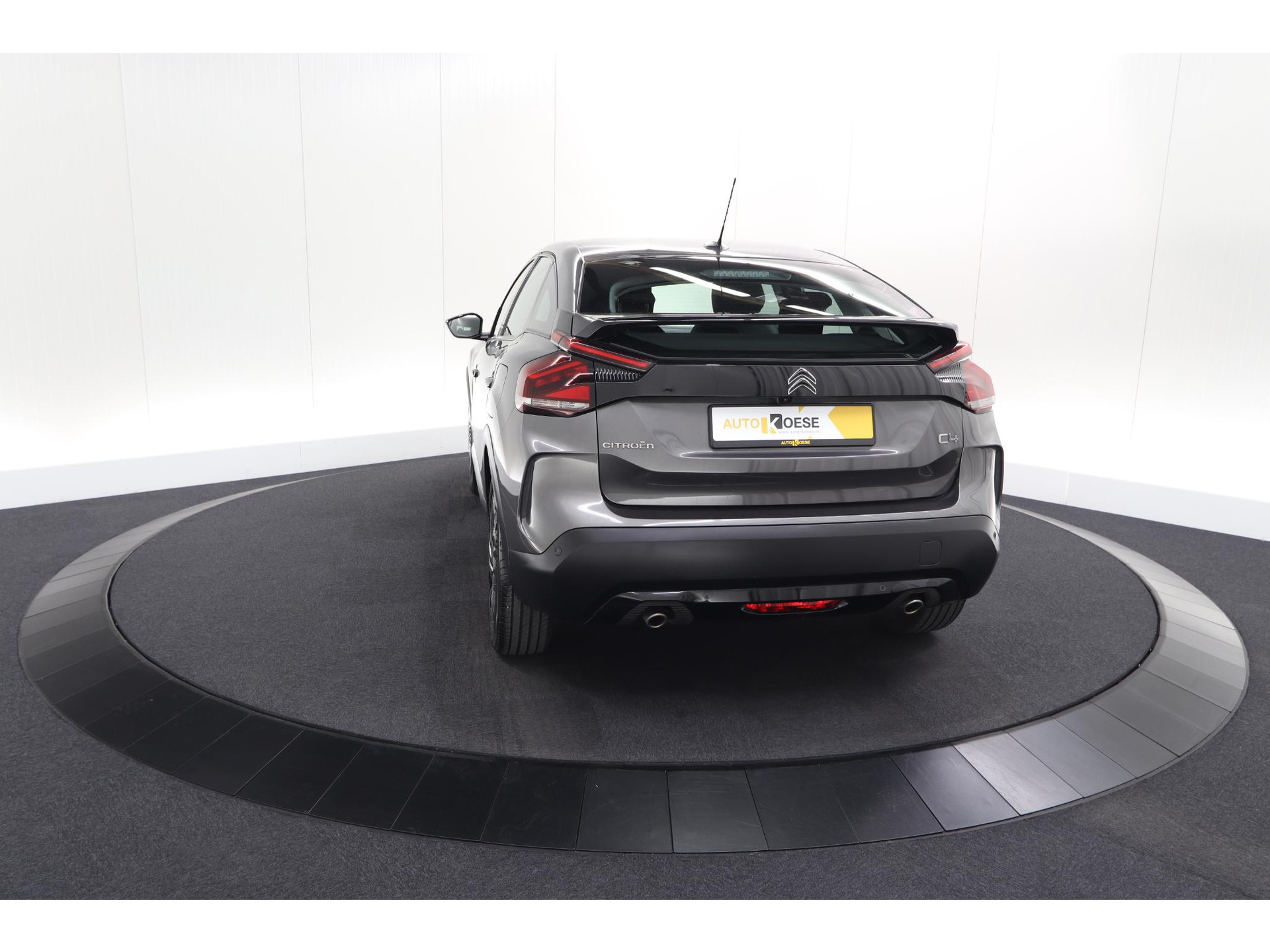 Citroen C4 Puretech 130 Feel Pack | Head-Up Display | Camera | Navigatie | Keyless Entry