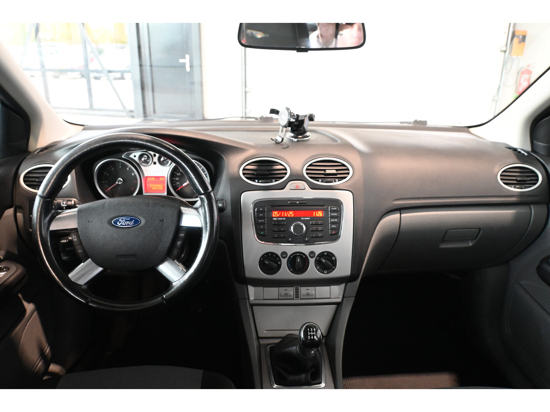 Ford Focus Wagon 1.6 Comfort Airco Cruise control Elektrisch pakket Rijklaarprijs! Inruil Mogelijk!